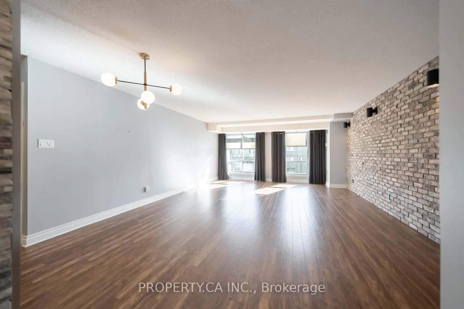 Photo 4 of Unit 303, 399 South Park Road, Markham, Commerce Valley — HOMEH
