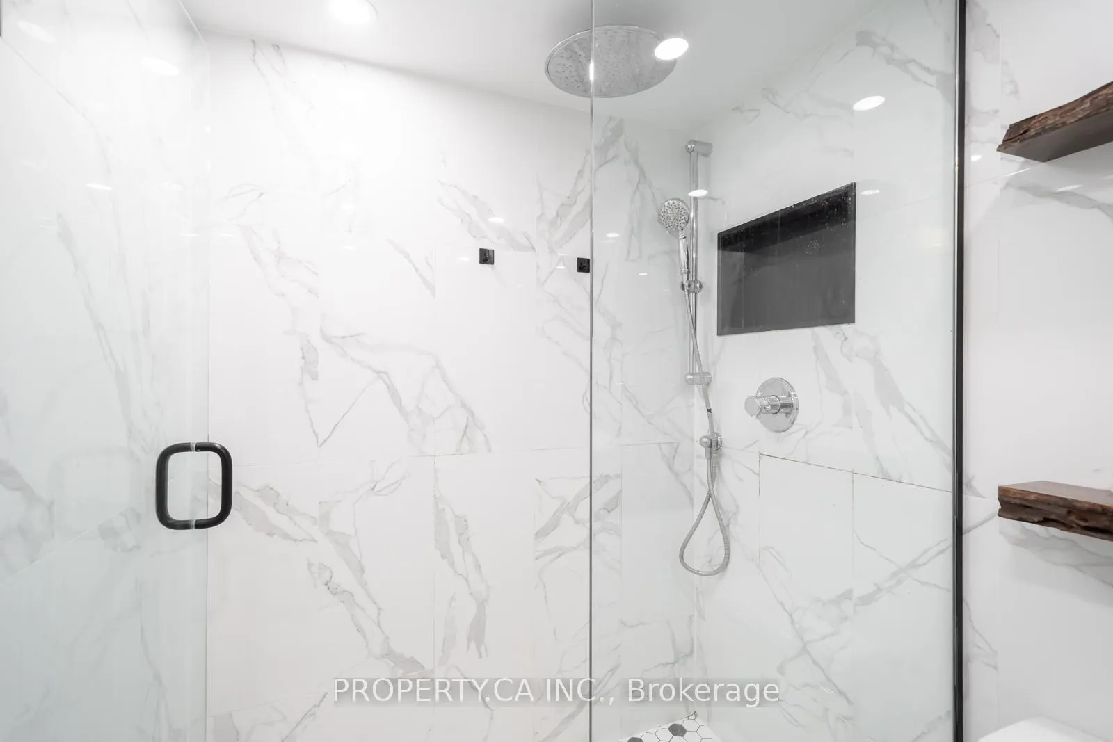 Photo 24 of Unit 303, 399 South Park Road, Markham, Commerce Valley — HOMEH