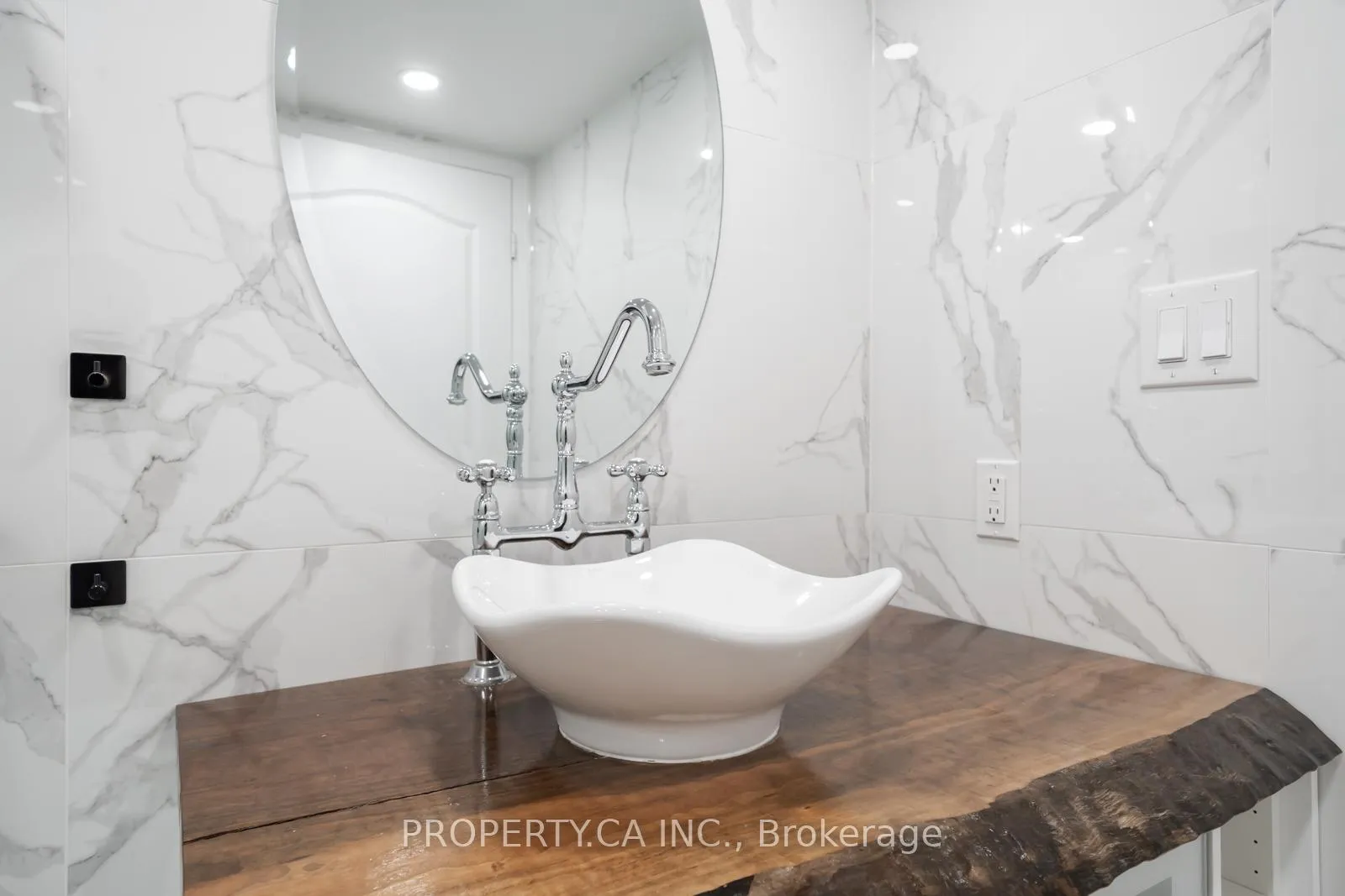 Photo 25 of Unit 303, 399 South Park Road, Markham, Commerce Valley — HOMEH