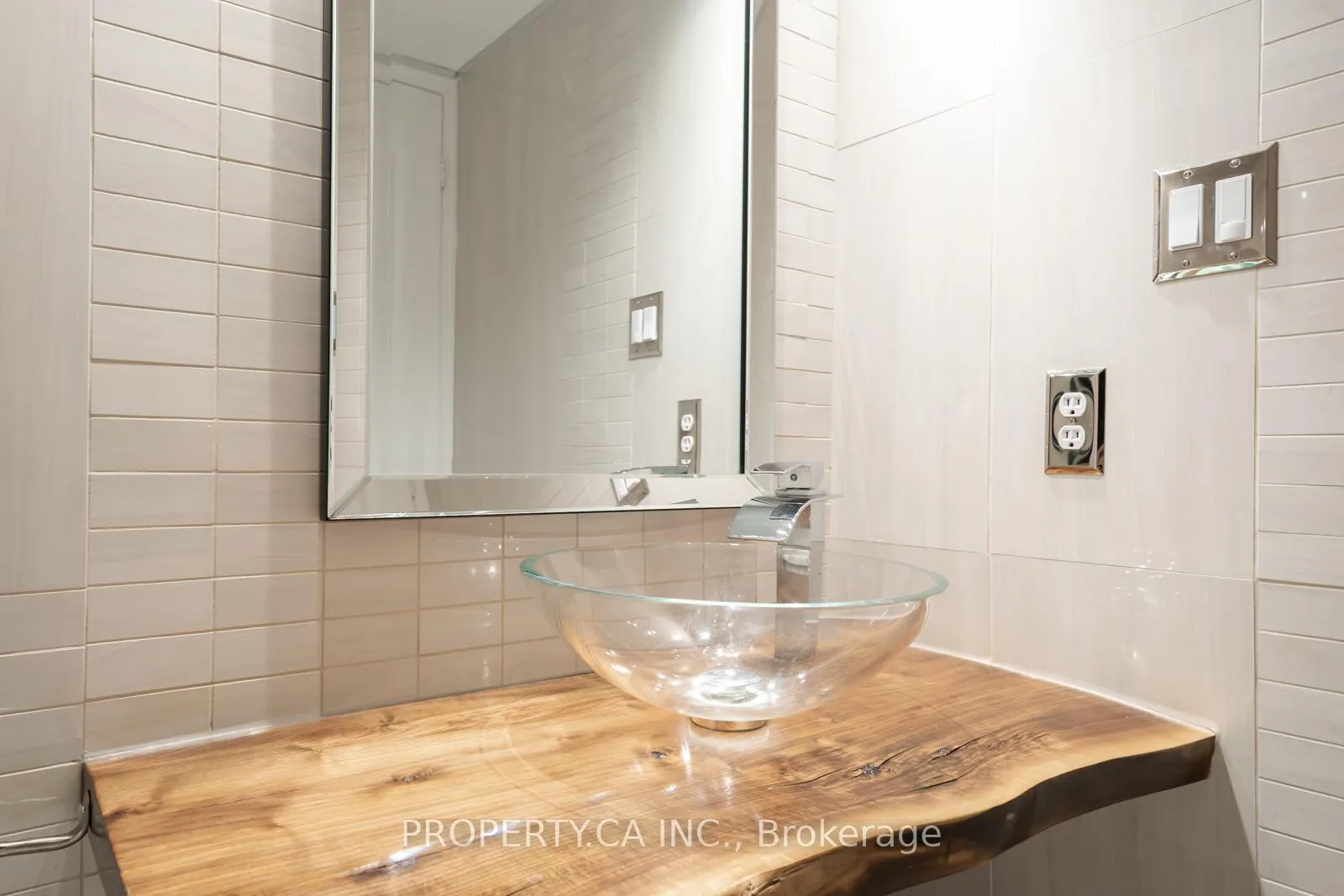 Photo 27 of Unit 303, 399 South Park Road, Markham, Commerce Valley — HOMEH