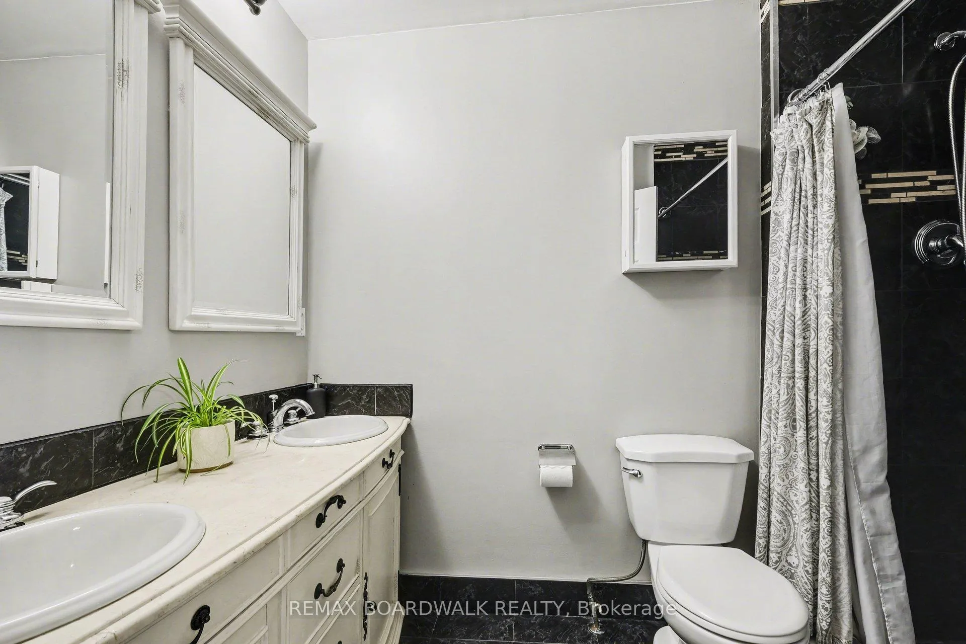 Photo 21 of 68 Houlahan Street, Ottawa, Barrhaven - Heritage Park — HOMEH