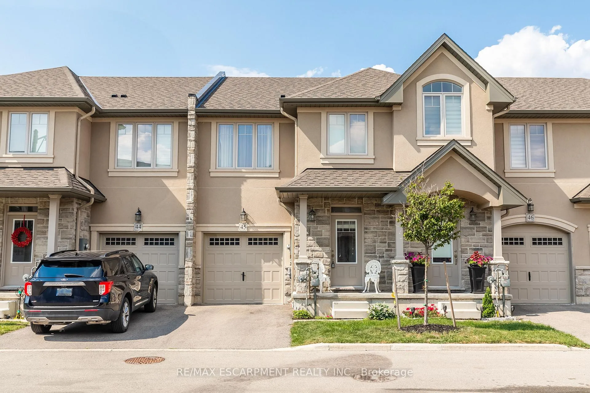 Photo 1 of Unit 45, 98 Shoreview Place, Hamilton, Stoney Creek — HOMEH