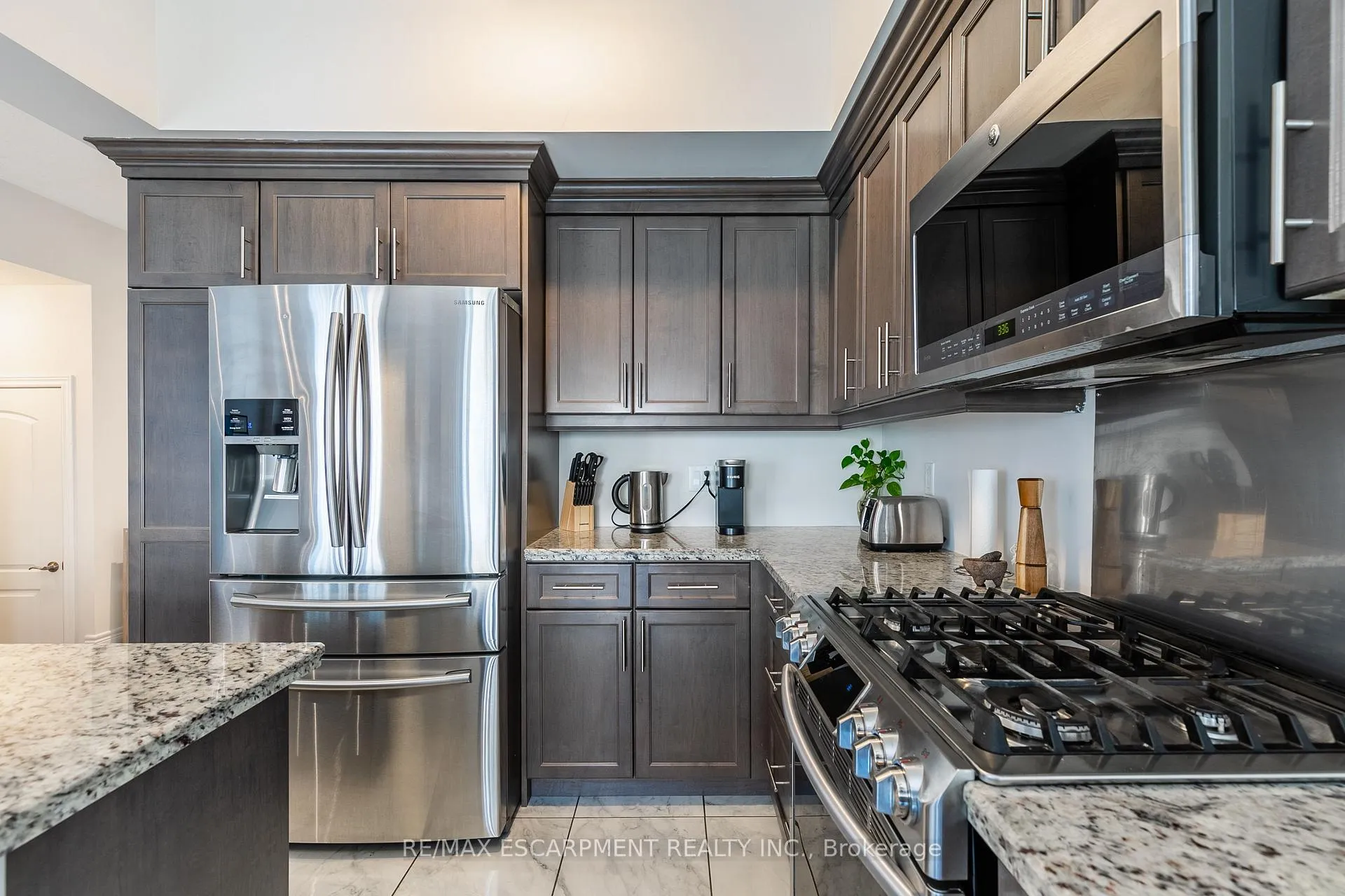 Photo 9 of Unit 45, 98 Shoreview Place, Hamilton, Stoney Creek — HOMEH