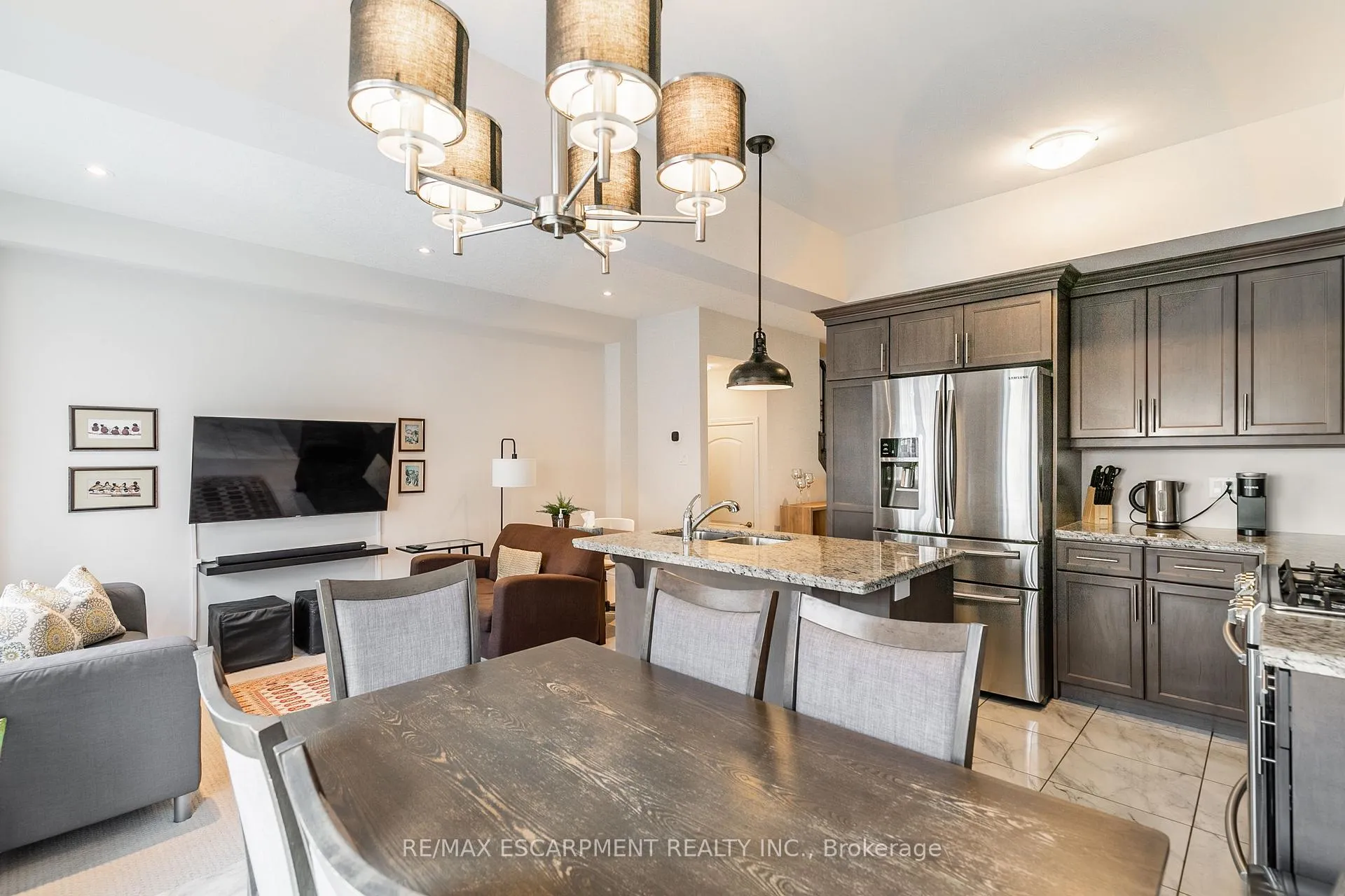 Photo 10 of Unit 45, 98 Shoreview Place, Hamilton, Stoney Creek — HOMEH
