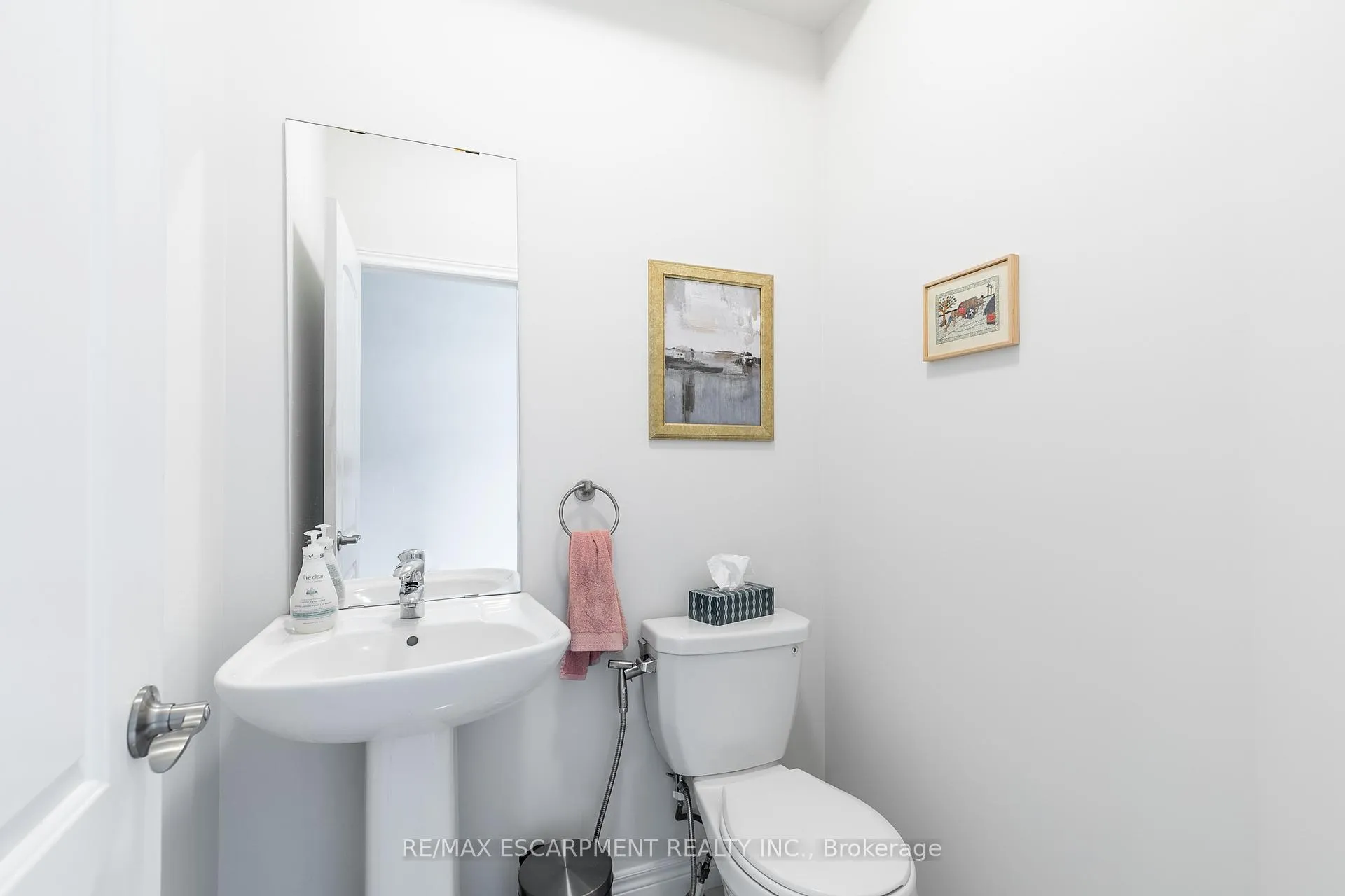 Photo 12 of Unit 45, 98 Shoreview Place, Hamilton, Stoney Creek — HOMEH