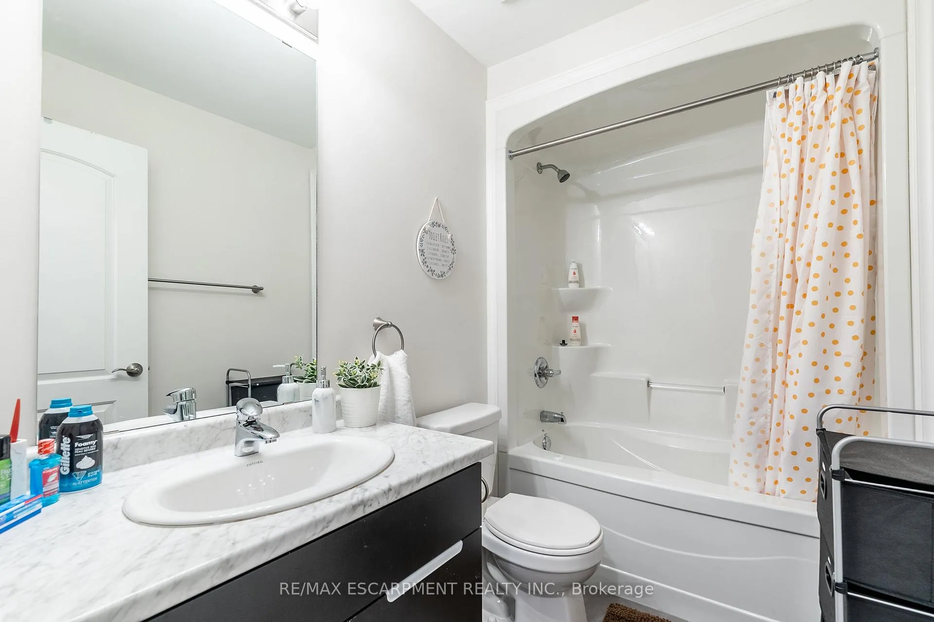 Photo 18 of Unit 45, 98 Shoreview Place, Hamilton, Stoney Creek — HOMEH
