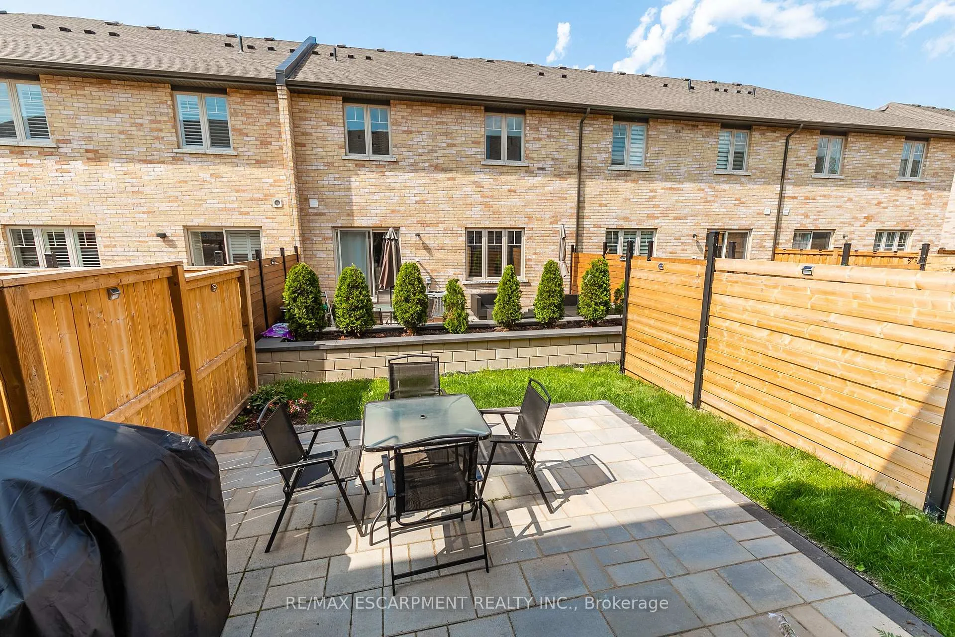 Photo 21 of Unit 45, 98 Shoreview Place, Hamilton, Stoney Creek — HOMEH