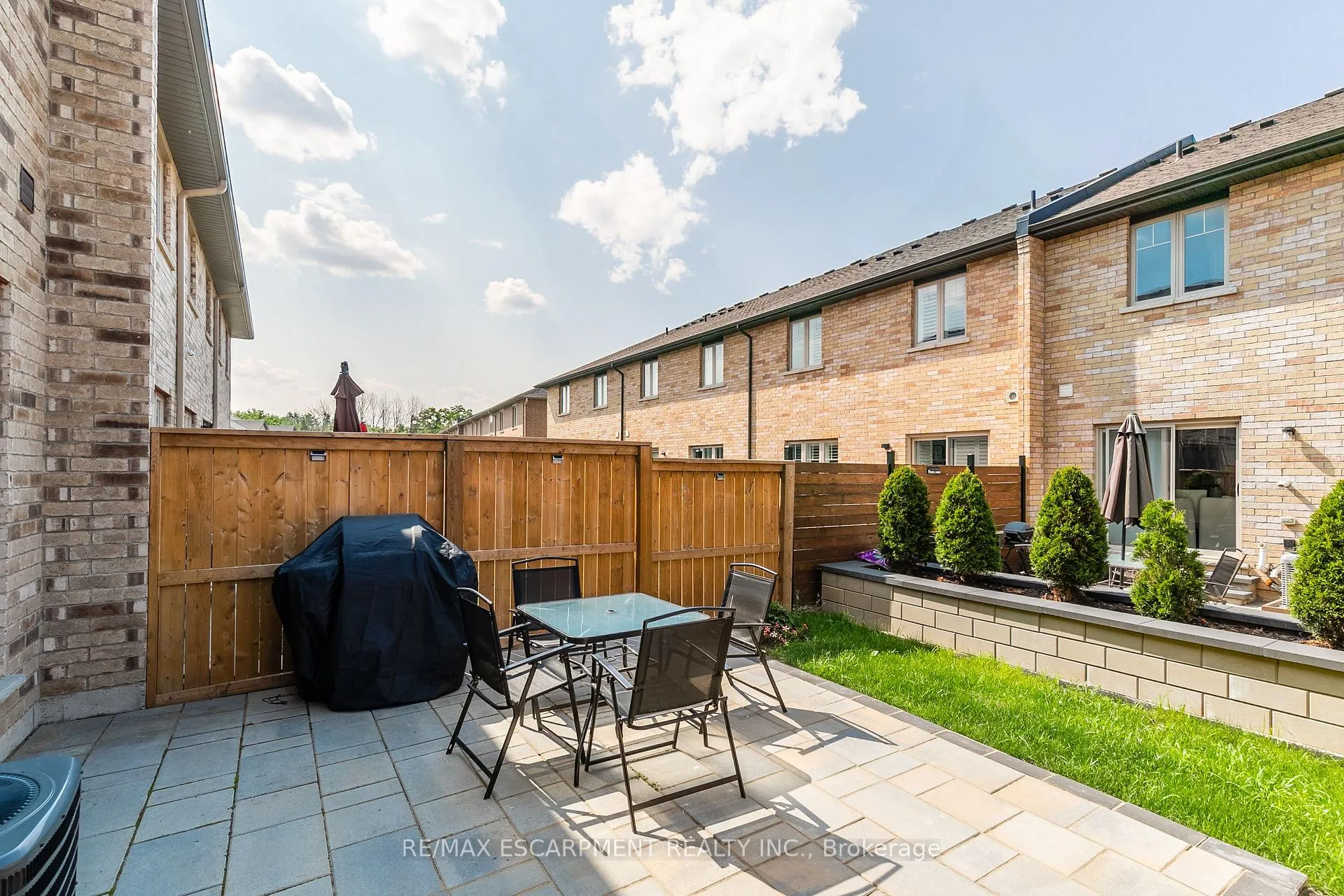 Photo 22 of Unit 45, 98 Shoreview Place, Hamilton, Stoney Creek — HOMEH