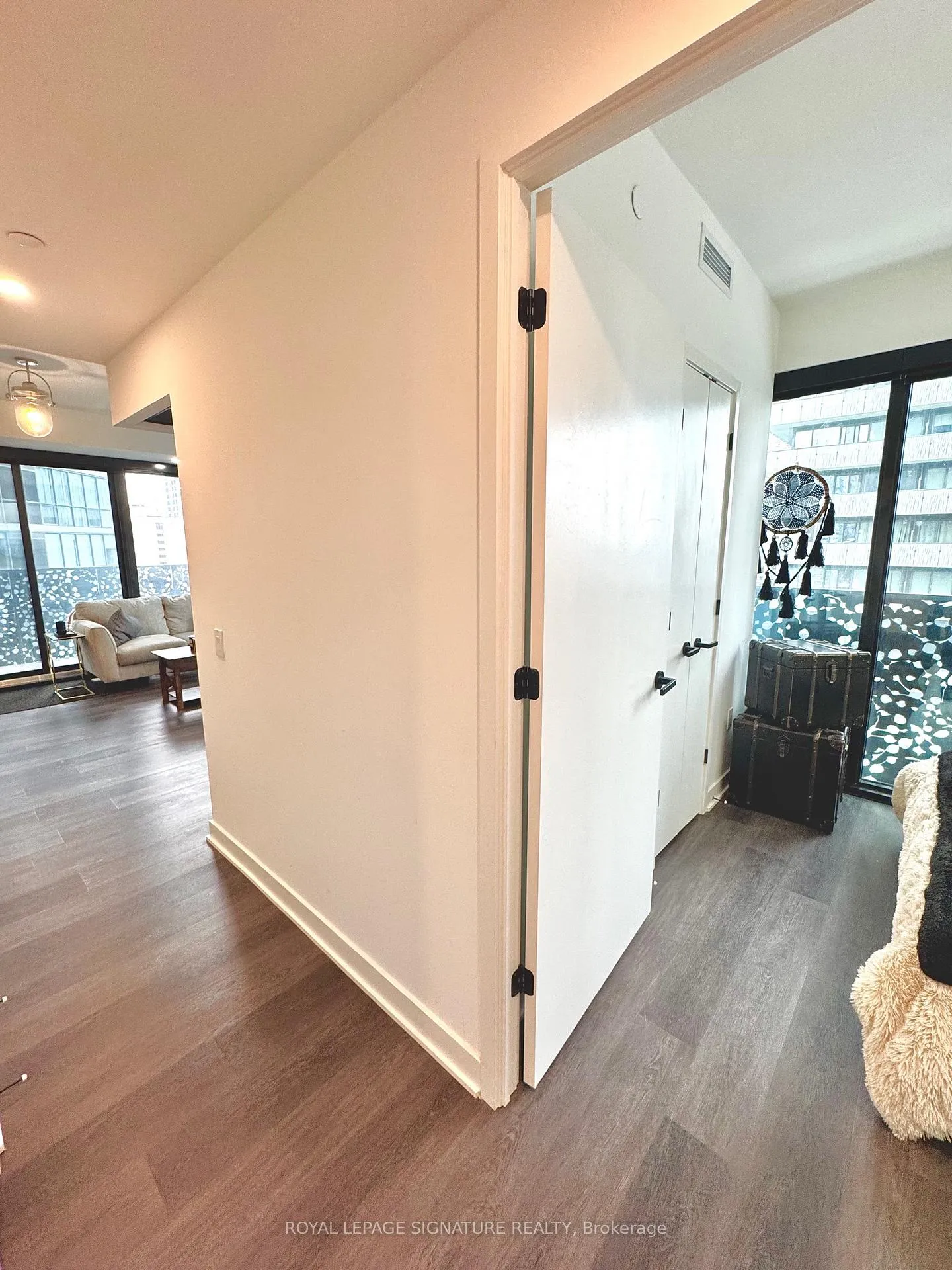Photo 8 of Unit 1510, 55 Charles Street E, Toronto, Church-Yonge Corridor — HOMEH