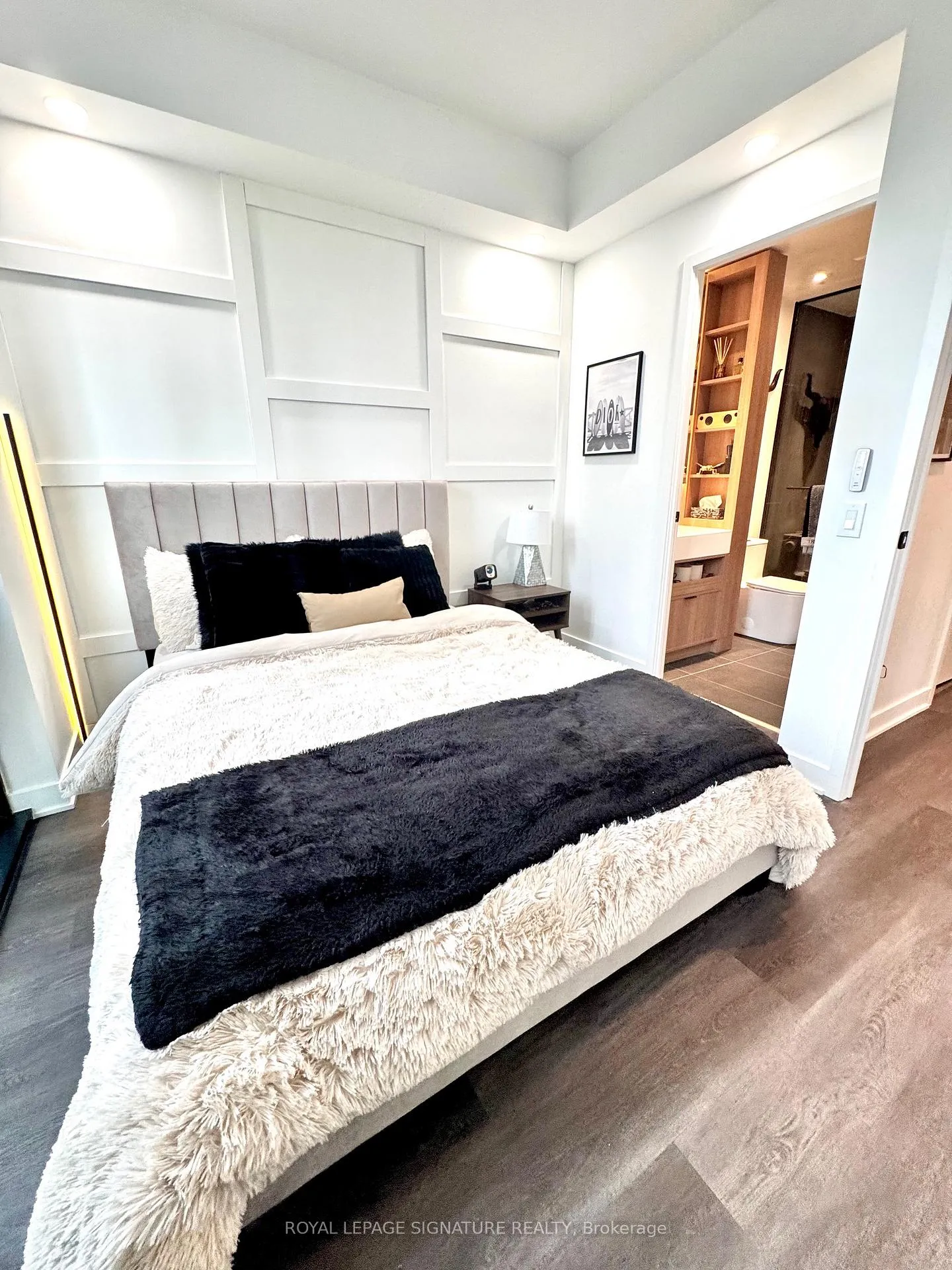 Photo 10 of Unit 1510, 55 Charles Street E, Toronto, Church-Yonge Corridor — HOMEH