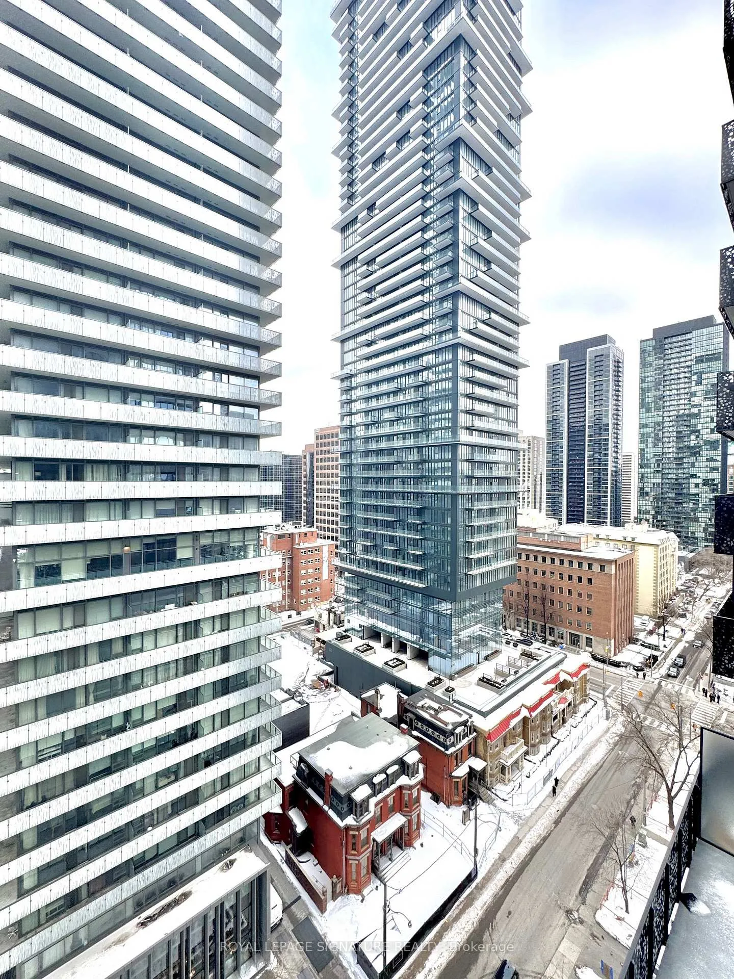 Photo 14 of Unit 1510, 55 Charles Street E, Toronto, Church-Yonge Corridor — HOMEH
