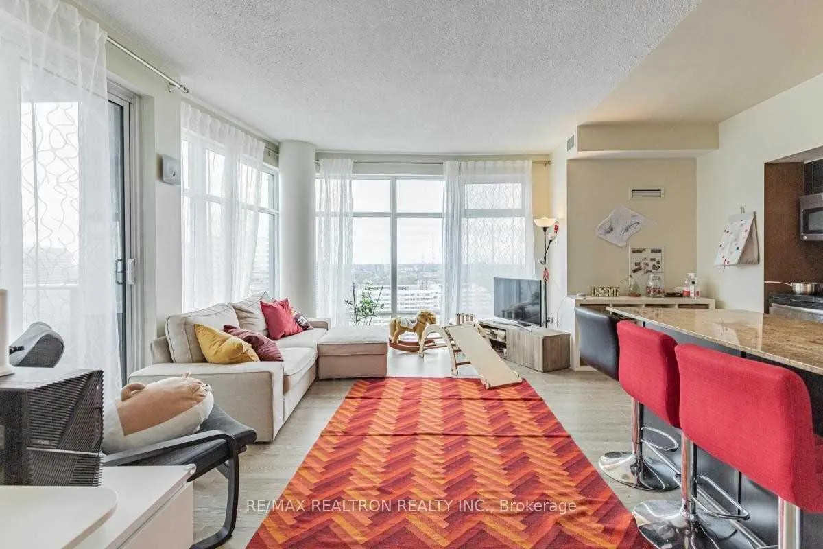 Photo 9 of Unit 3811, 2191 Yonge Street, Toronto, Mount Pleasant West — HOMEH