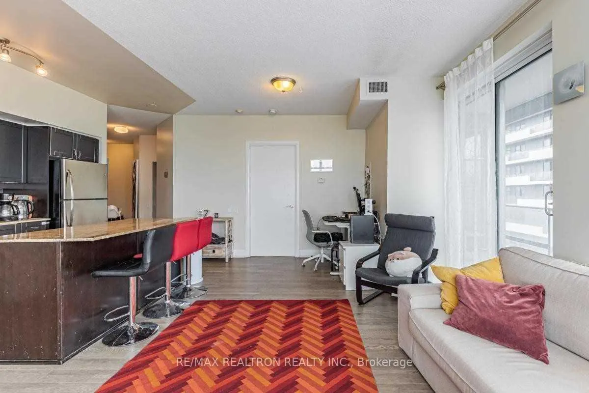 Photo 11 of Unit 3811, 2191 Yonge Street, Toronto, Mount Pleasant West — HOMEH
