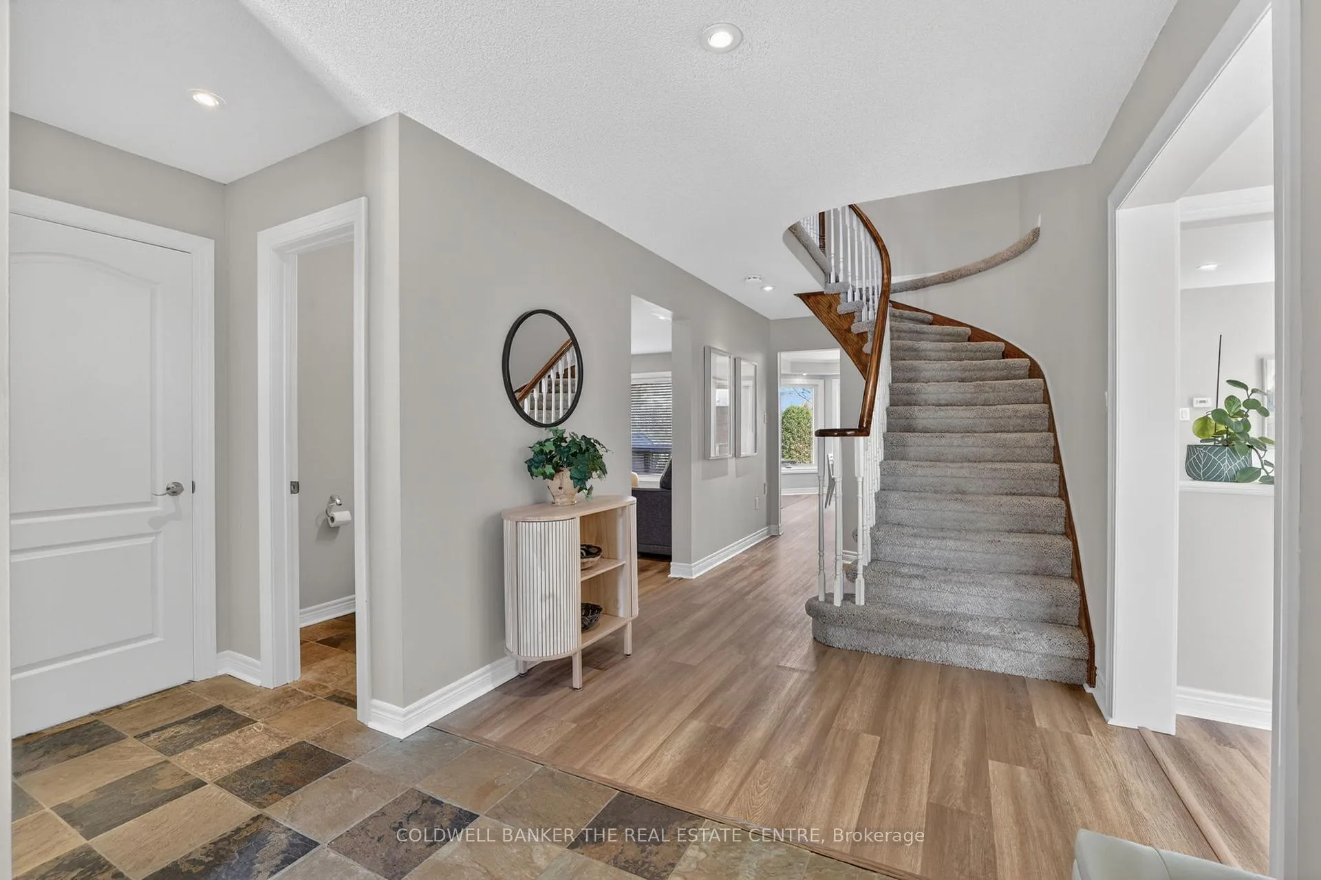 Photo 4 of 78 Rhodes Circle, Newmarket, Glenway Estates — HOMEH