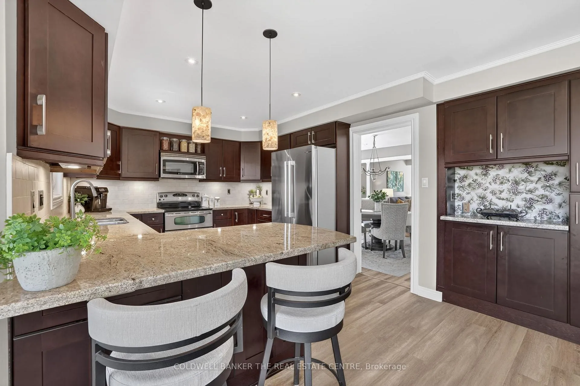 Photo 11 of 78 Rhodes Circle, Newmarket, Glenway Estates — HOMEH