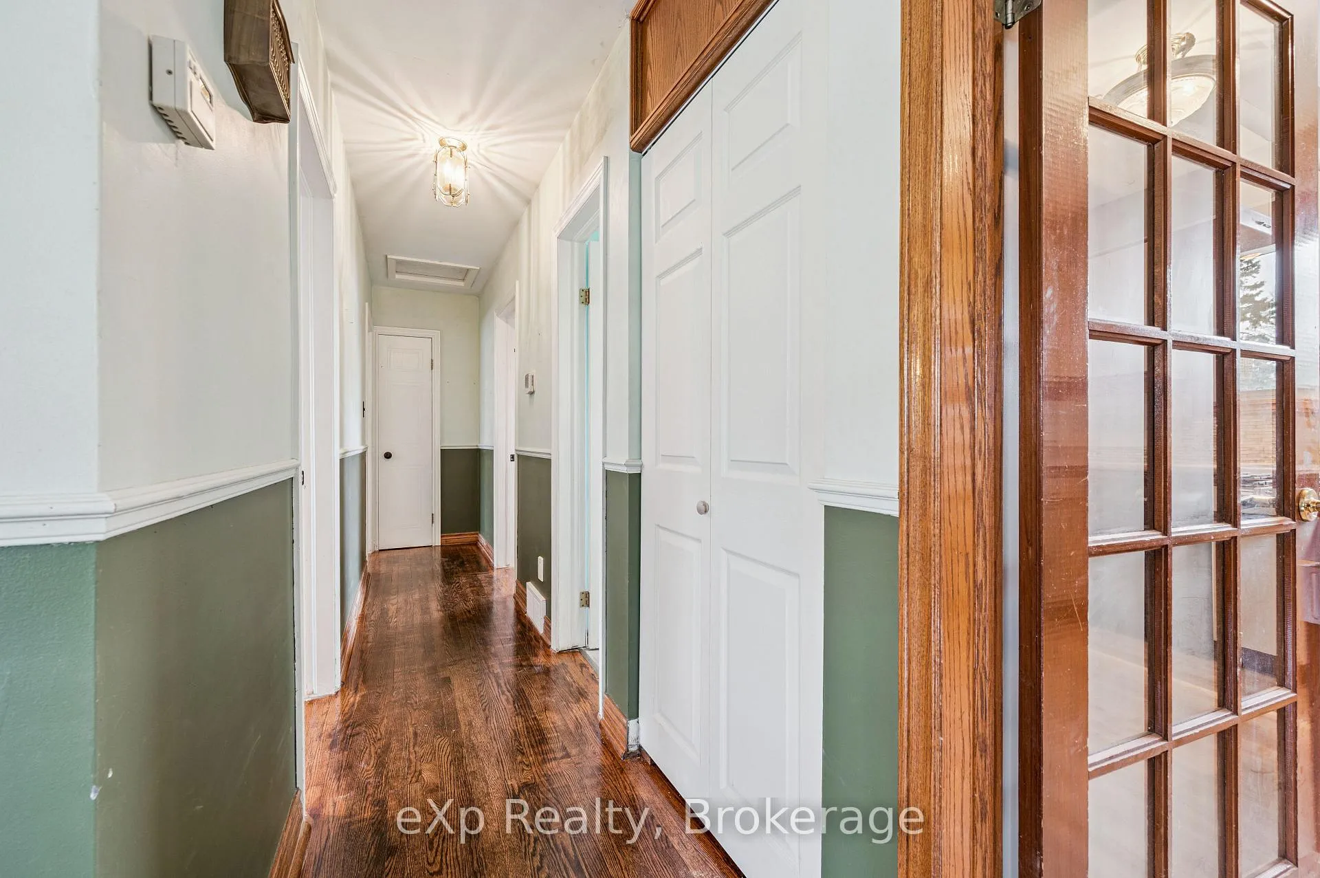 Photo 16 of 124 Montcalm Drive, Kitchener — HOMEH