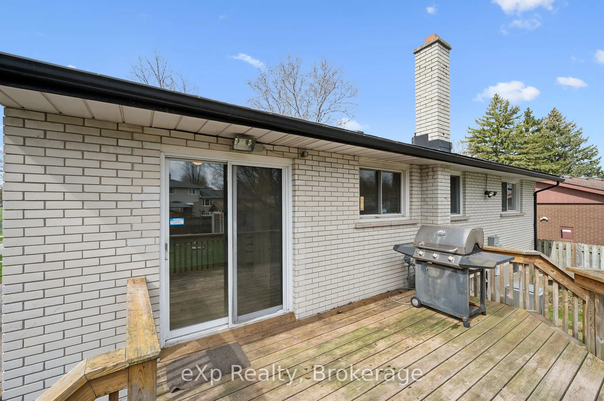 Photo 38 of 124 Montcalm Drive, Kitchener — HOMEH