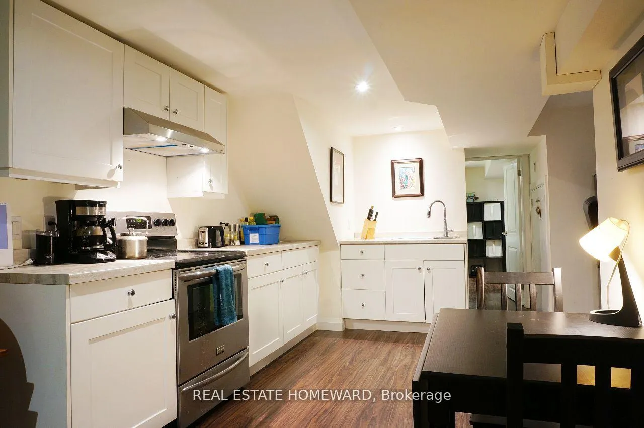 Photo 2 of Unit Lower, 183 Beech Avenue, Toronto, The Beaches — HOMEH