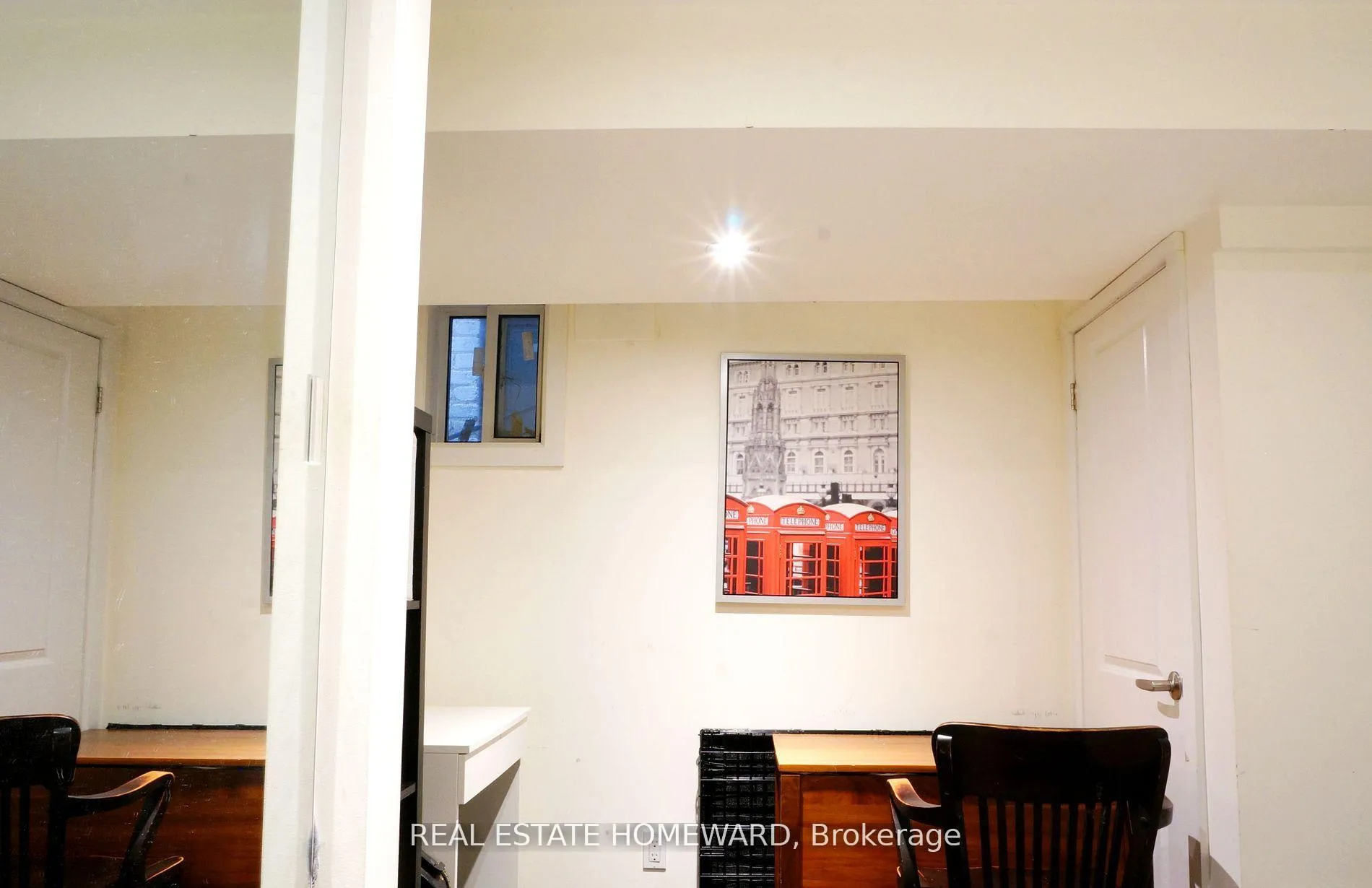 Photo 4 of Unit Lower, 183 Beech Avenue, Toronto, The Beaches — HOMEH
