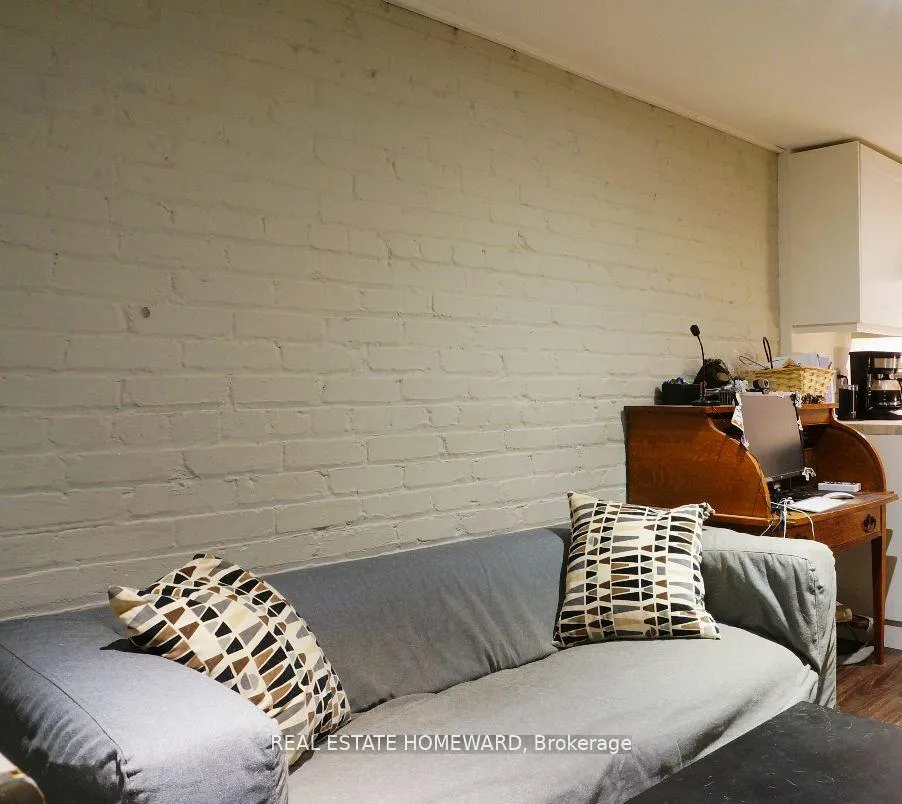 Photo 8 of Unit Lower, 183 Beech Avenue, Toronto, The Beaches — HOMEH