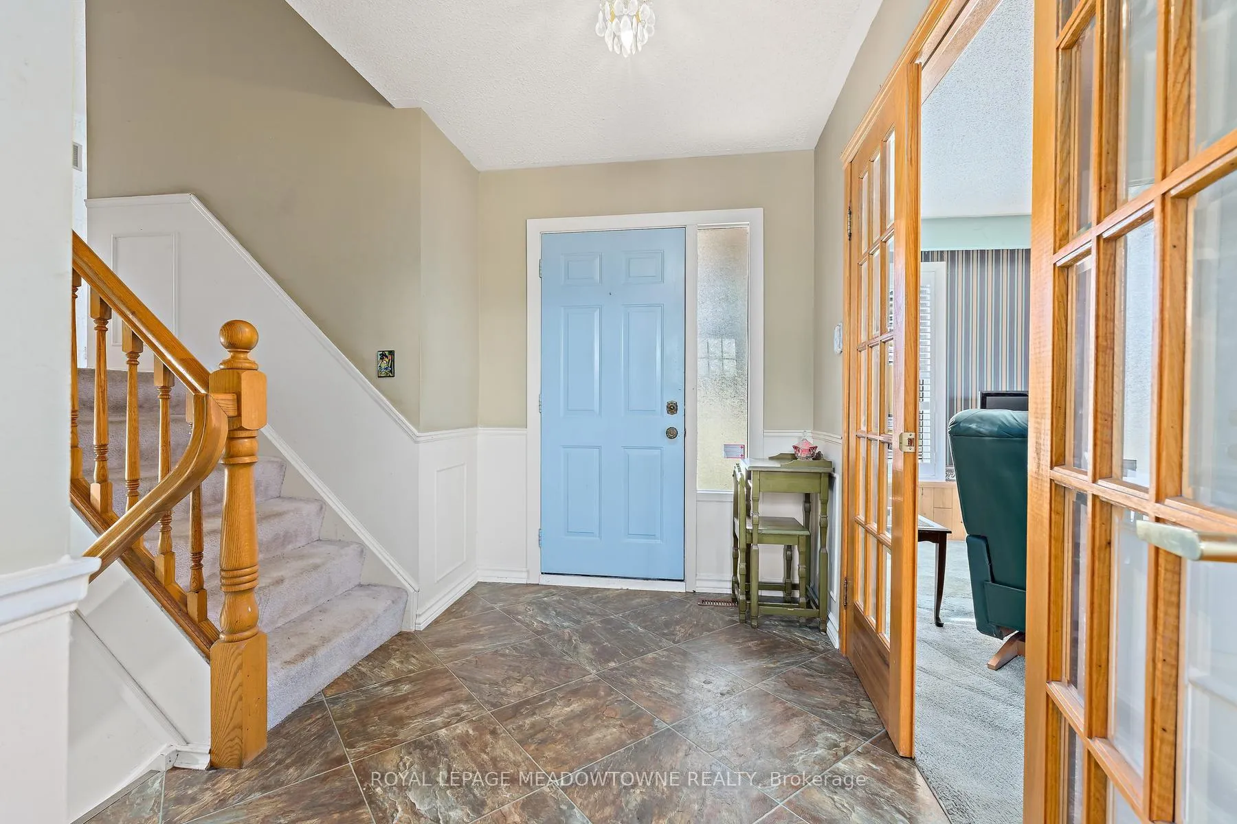 Photo 5 of 82 Mary Street, Halton Hills, Georgetown — HOMEH