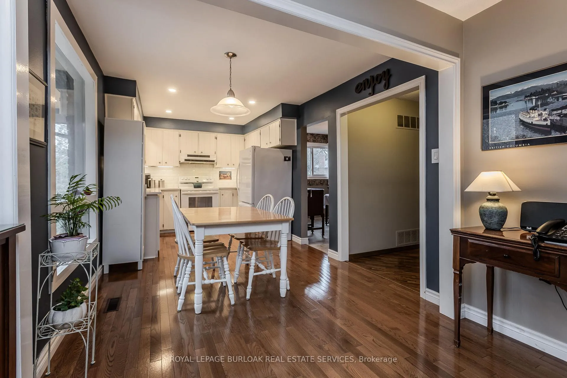 Photo 12 of 1141 Crofton Way, Burlington, Tyandaga — HOMEH