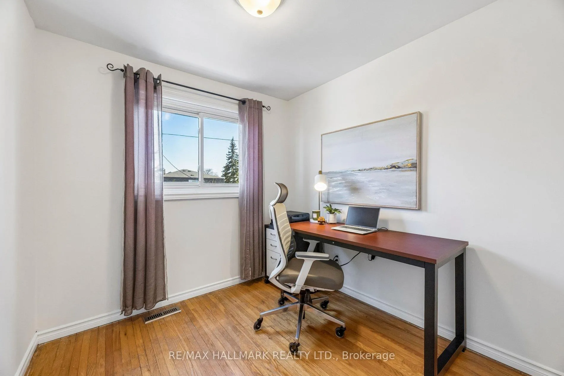 Photo 19 of 157 Barkley Crescent, Oshawa, Vanier — HOMEH
