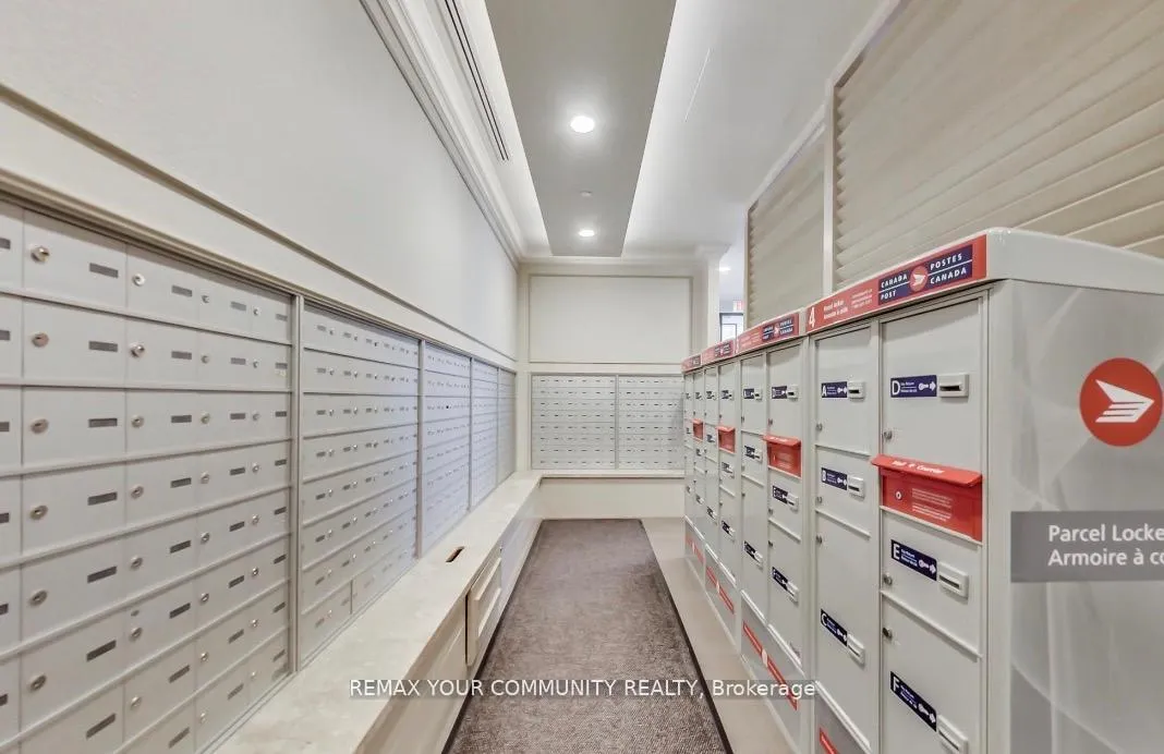 Photo 3 of Unit 525, 35 Saranac Boulevard, Toronto, Englemount-Lawrence — HOMEH