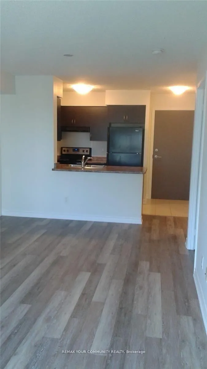 Photo 7 of Unit 525, 35 Saranac Boulevard, Toronto, Englemount-Lawrence — HOMEH