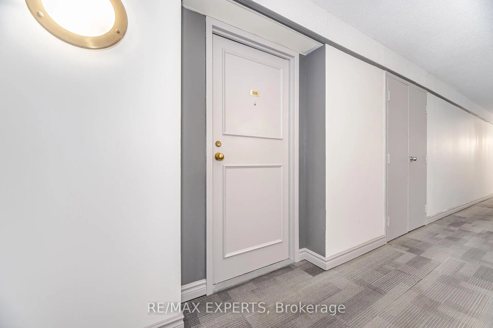 Photo 6 of Unit 305, 100 Arbors Lane, Vaughan, West Woodbridge — HOMEH