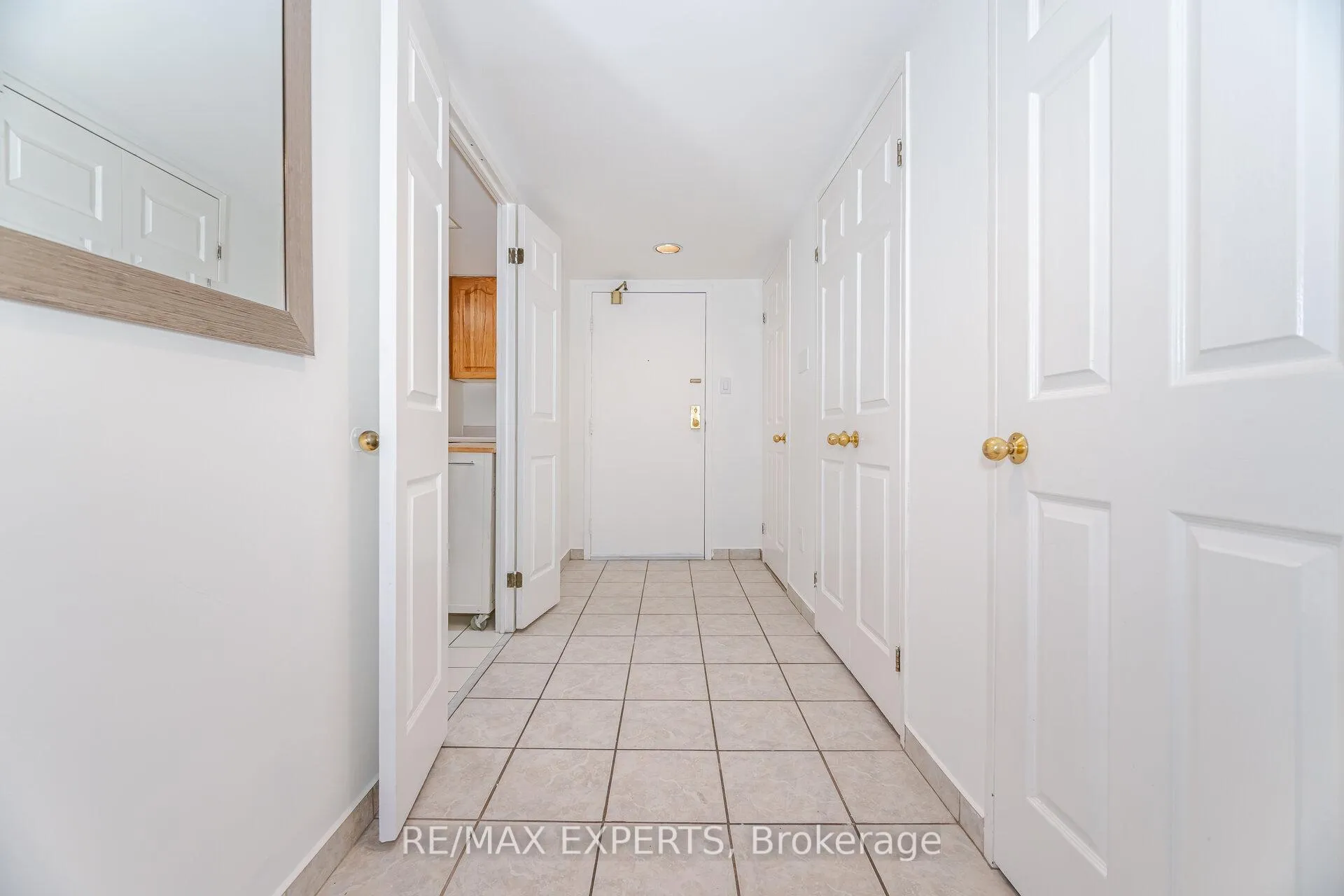 Photo 7 of Unit 305, 100 Arbors Lane, Vaughan, West Woodbridge — HOMEH
