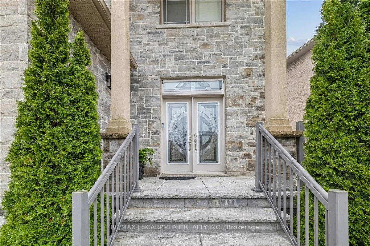 Photo 4 of 204 Vinton Road, Hamilton, Meadowlands — HOMEH