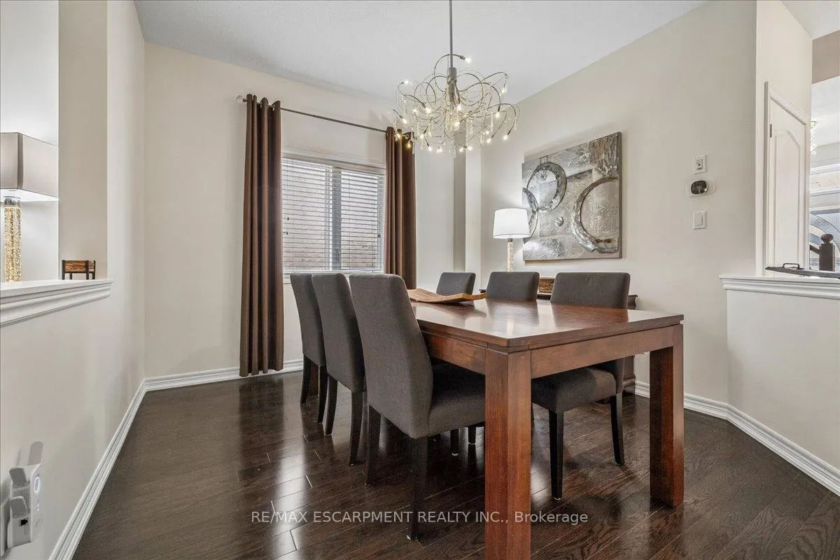 Photo 8 of 204 Vinton Road, Hamilton, Meadowlands — HOMEH