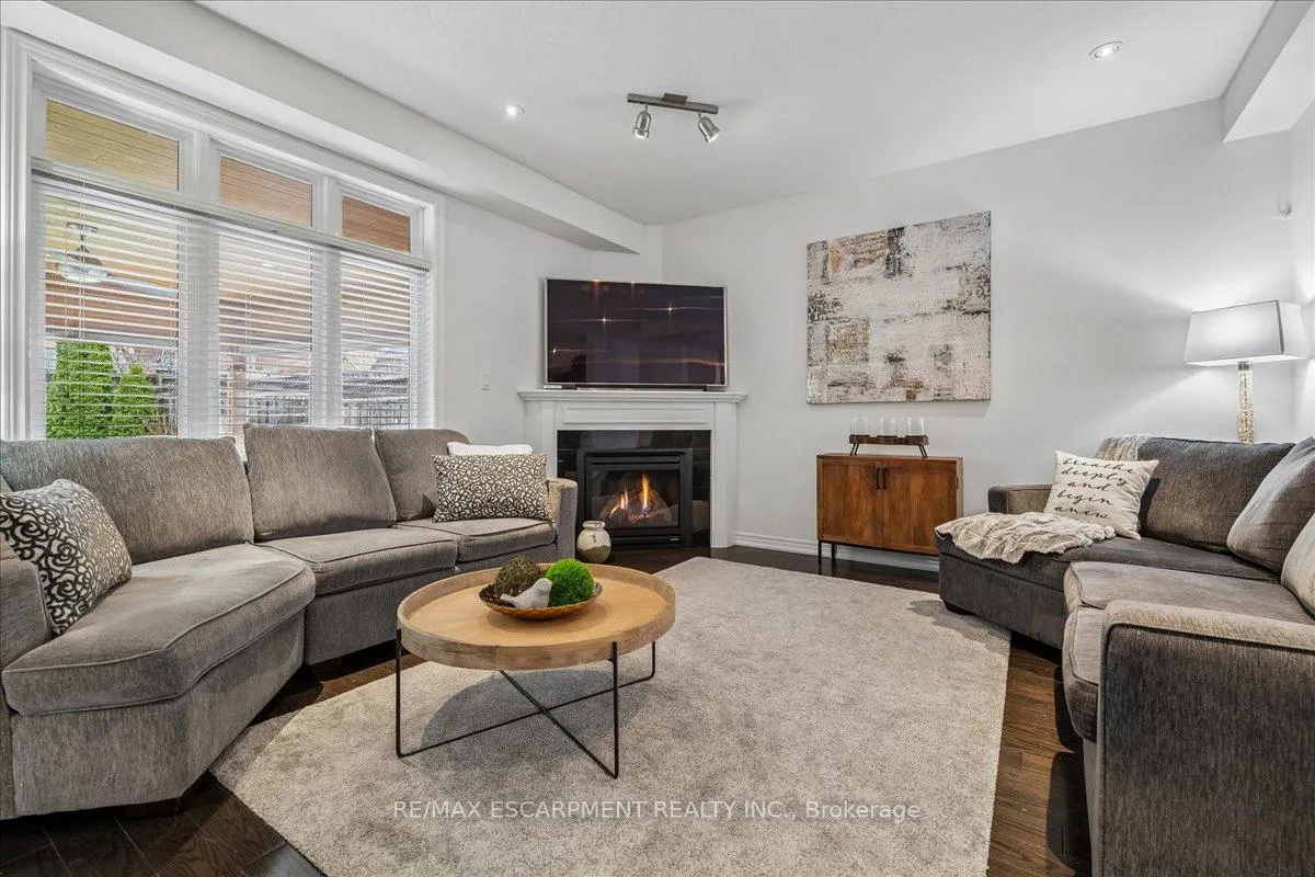 Photo 11 of 204 Vinton Road, Hamilton, Meadowlands — HOMEH