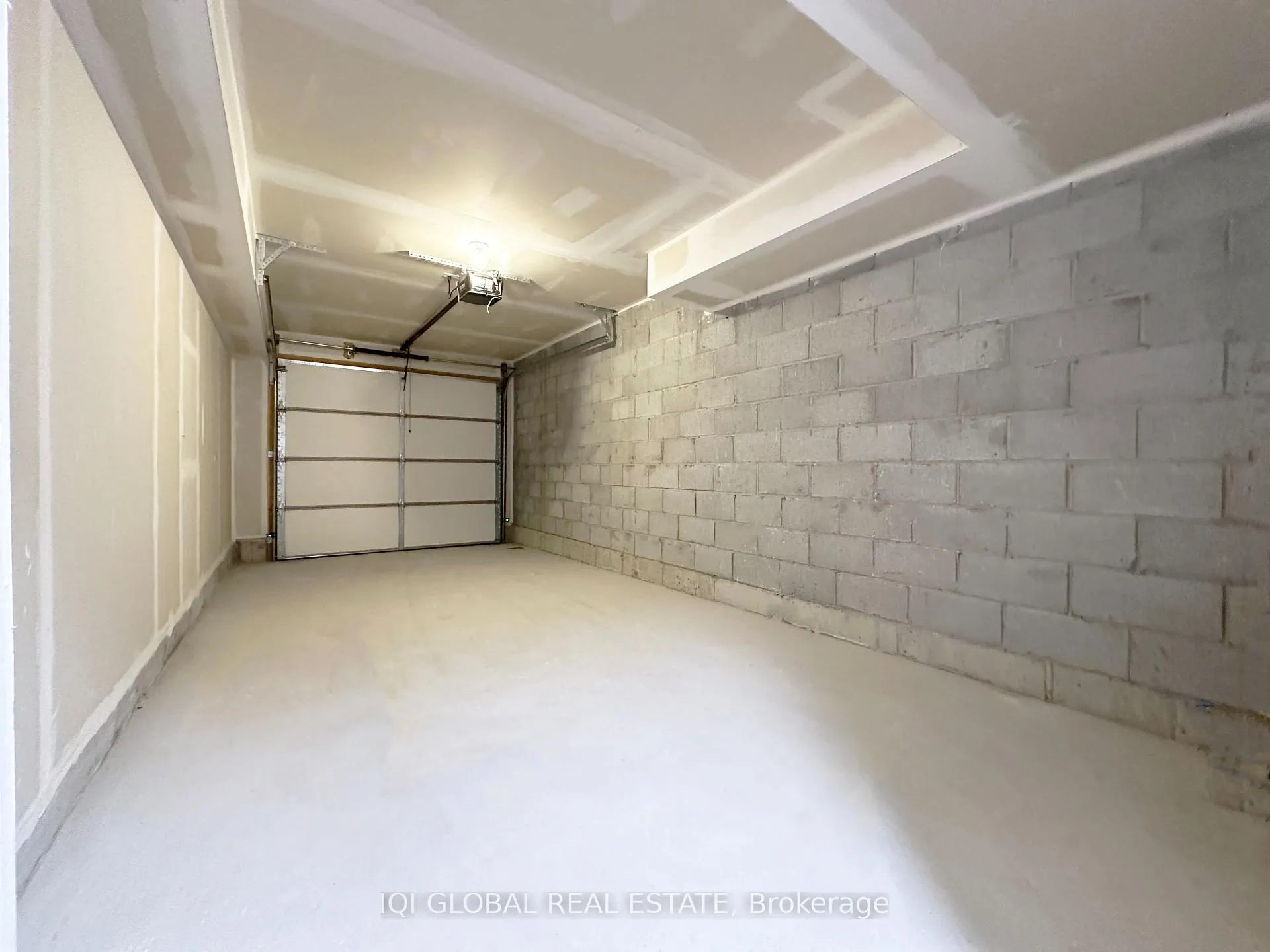 Photo 20 of Unit 208, 1655 Palmers Sawmill Road, Pickering, Duffin Heights — HOMEH