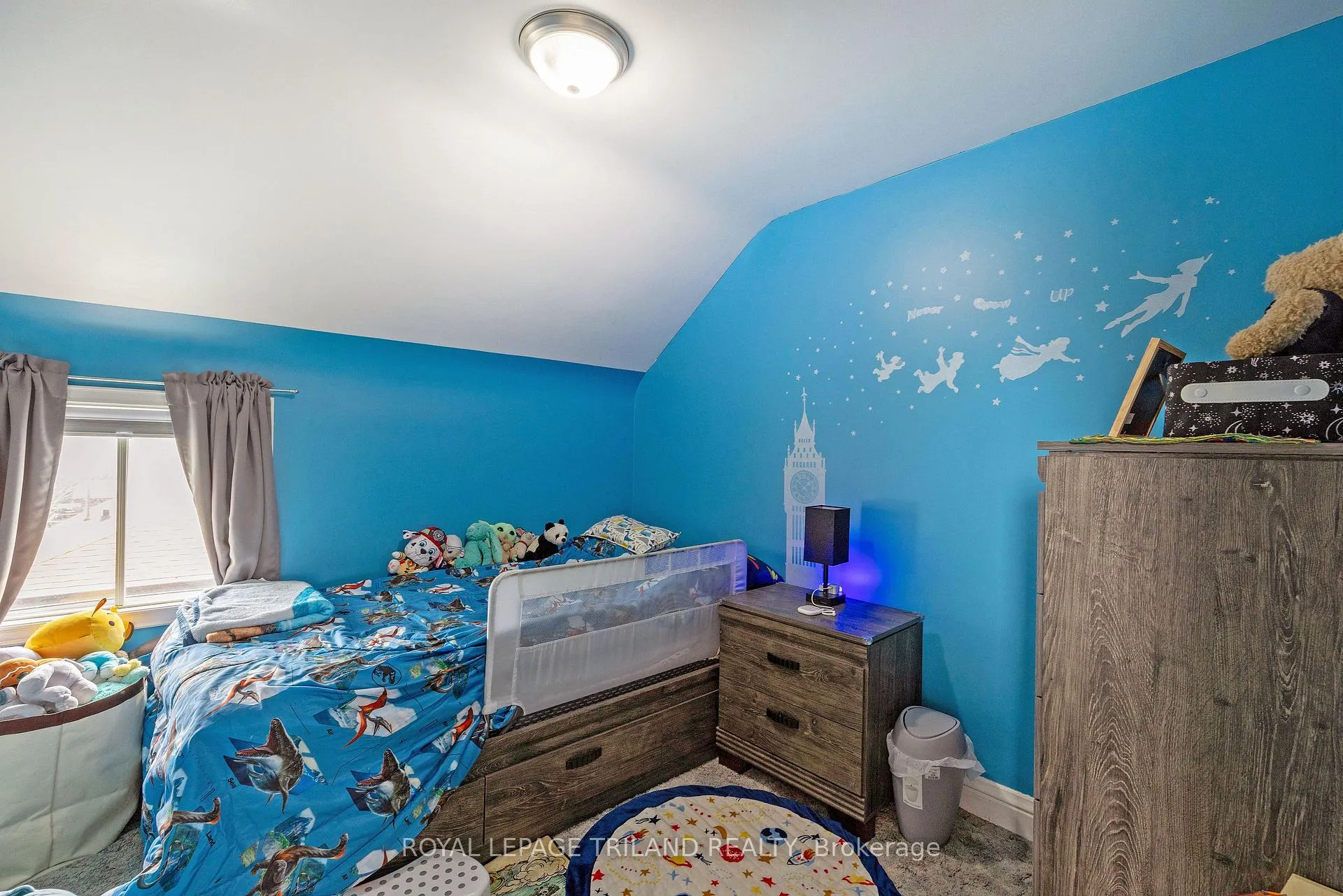 Photo 23 of 570 Elm Street, St. Thomas — HOMEH