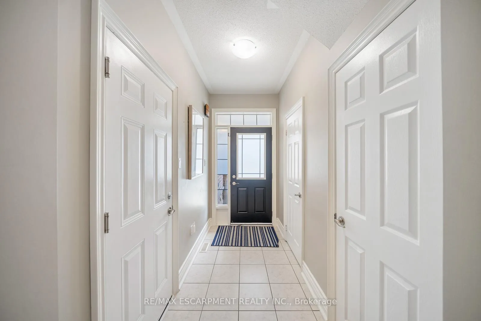 Photo 4 of 4196 Rawlins Common, Burlington, Rose — HOMEH