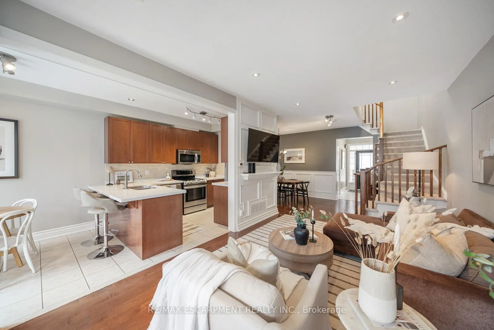 Photo 11 of 4196 Rawlins Common, Burlington, Rose — HOMEH