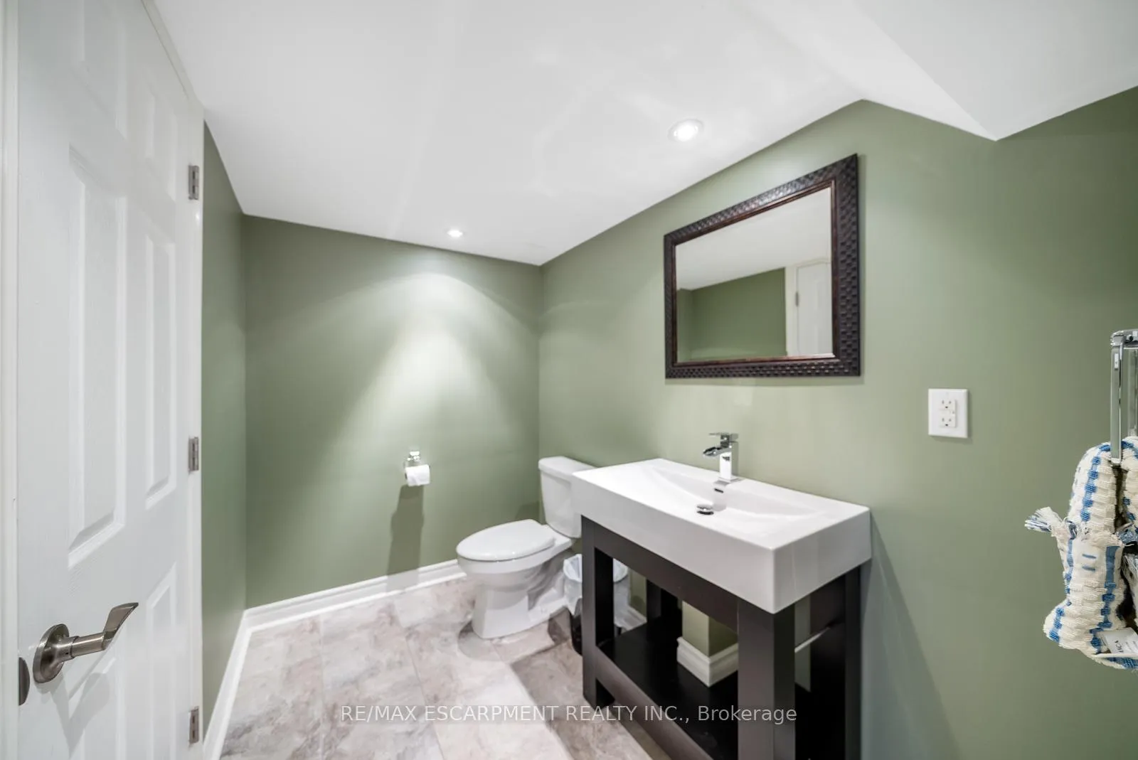 Photo 39 of 4196 Rawlins Common, Burlington, Rose — HOMEH