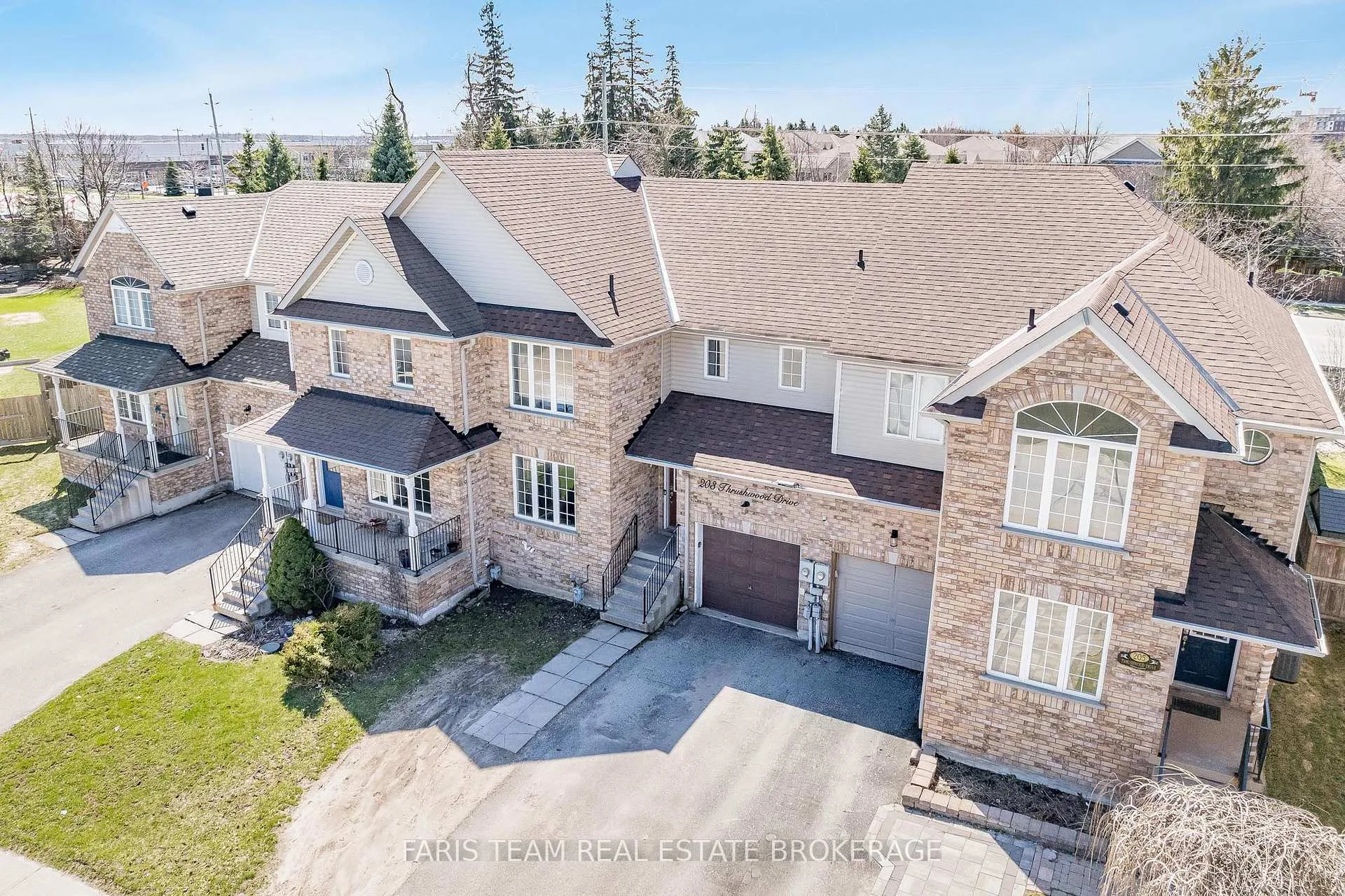 Photo 2 of 203 Thrushwood Drive, Barrie, 400 West — HOMEH