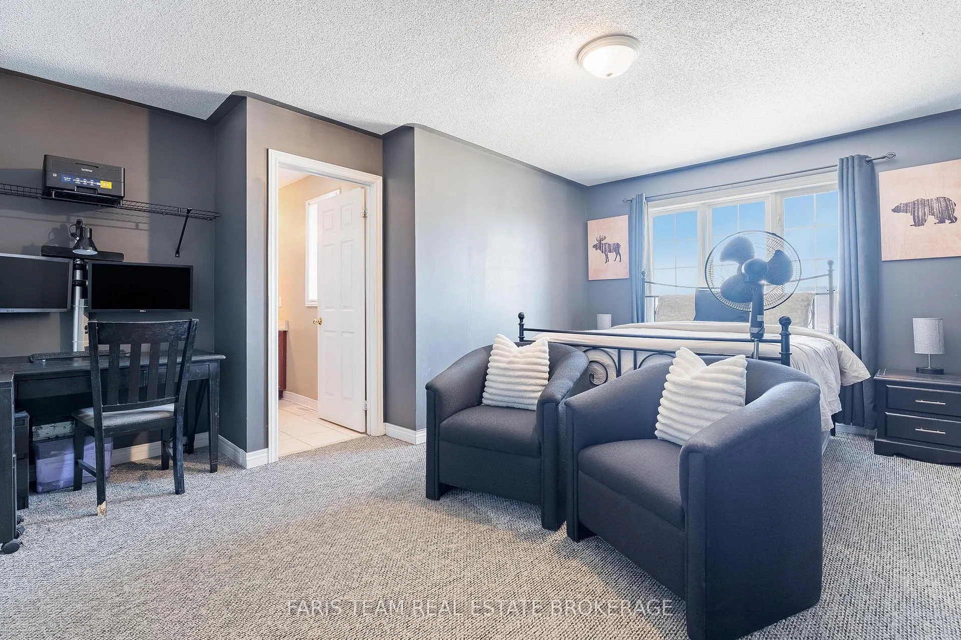 Photo 14 of 203 Thrushwood Drive, Barrie, 400 West — HOMEH