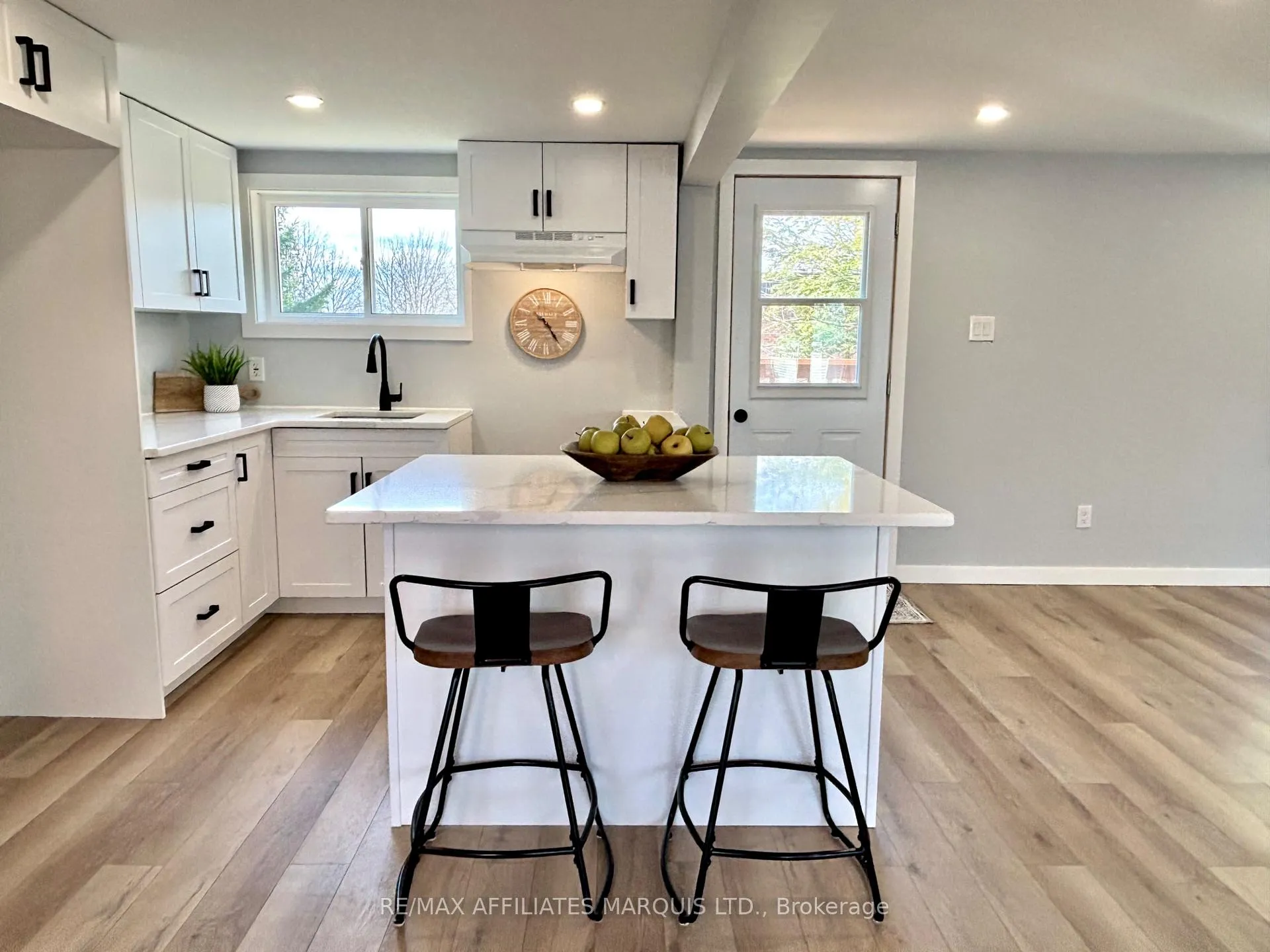 Photo 8 of 19 Alexander Street W, North Glengarry, Maxville — HOMEH