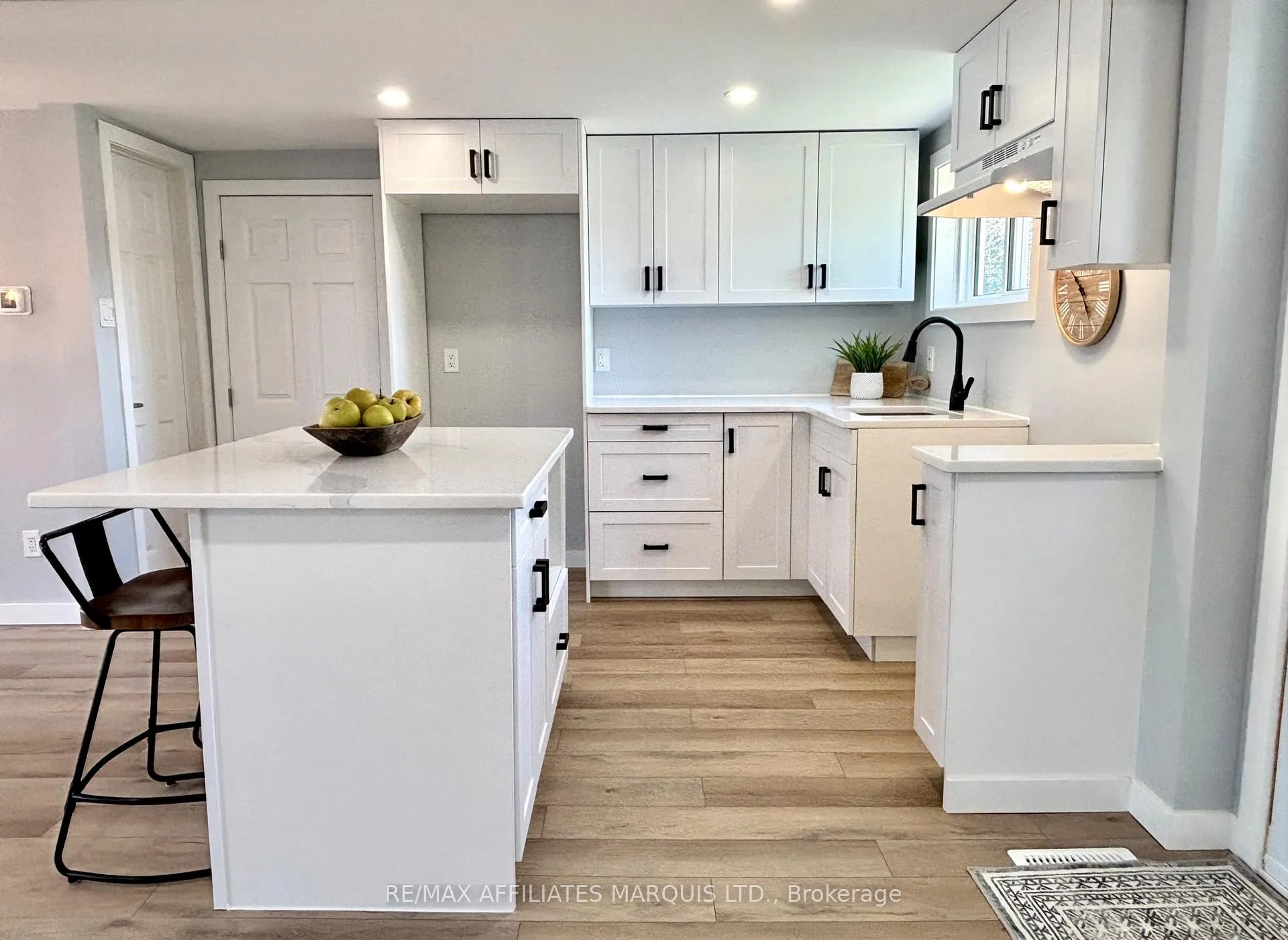 Photo 10 of 19 Alexander Street W, North Glengarry, Maxville — HOMEH