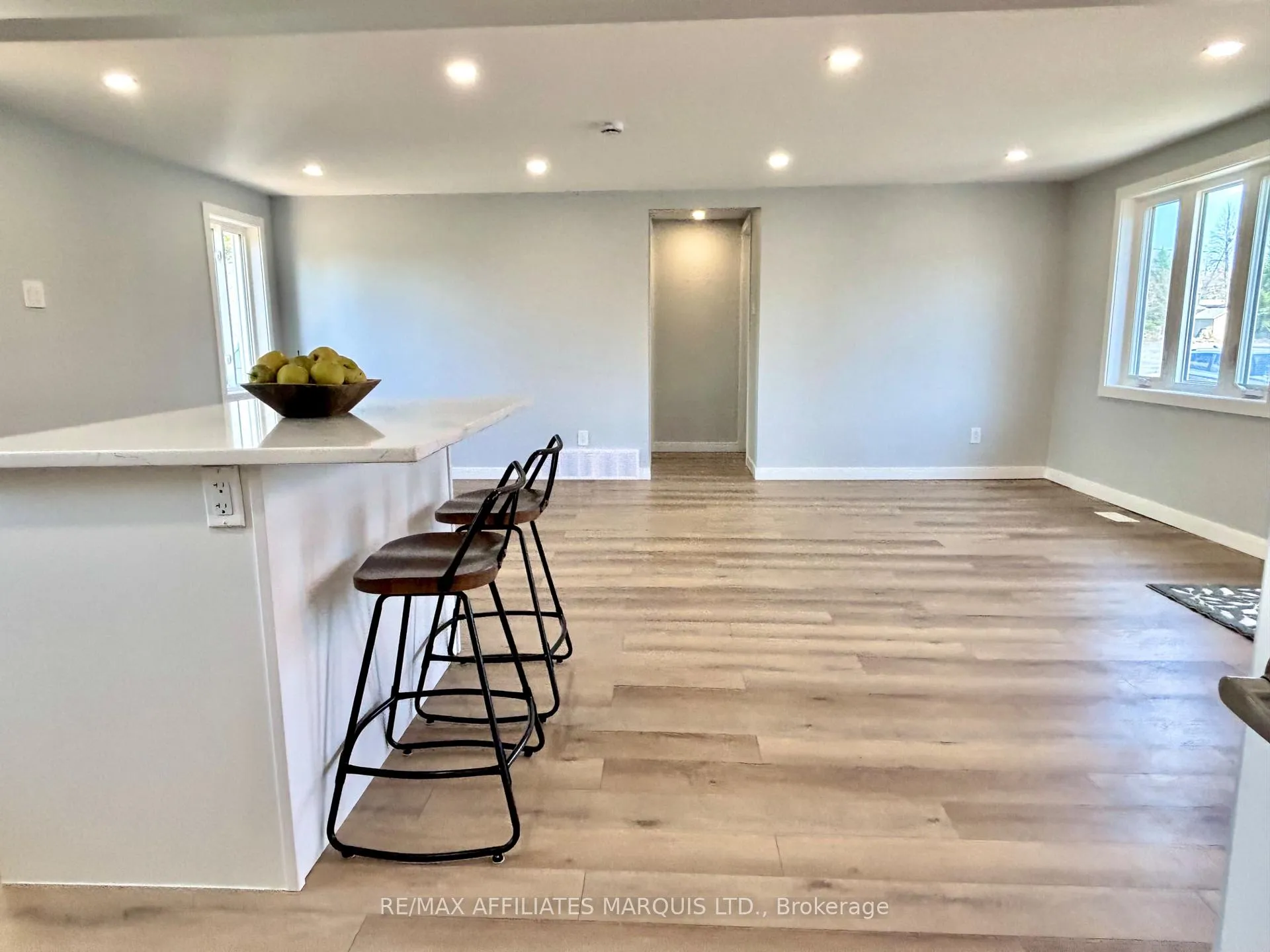 Photo 12 of 19 Alexander Street W, North Glengarry, Maxville — HOMEH