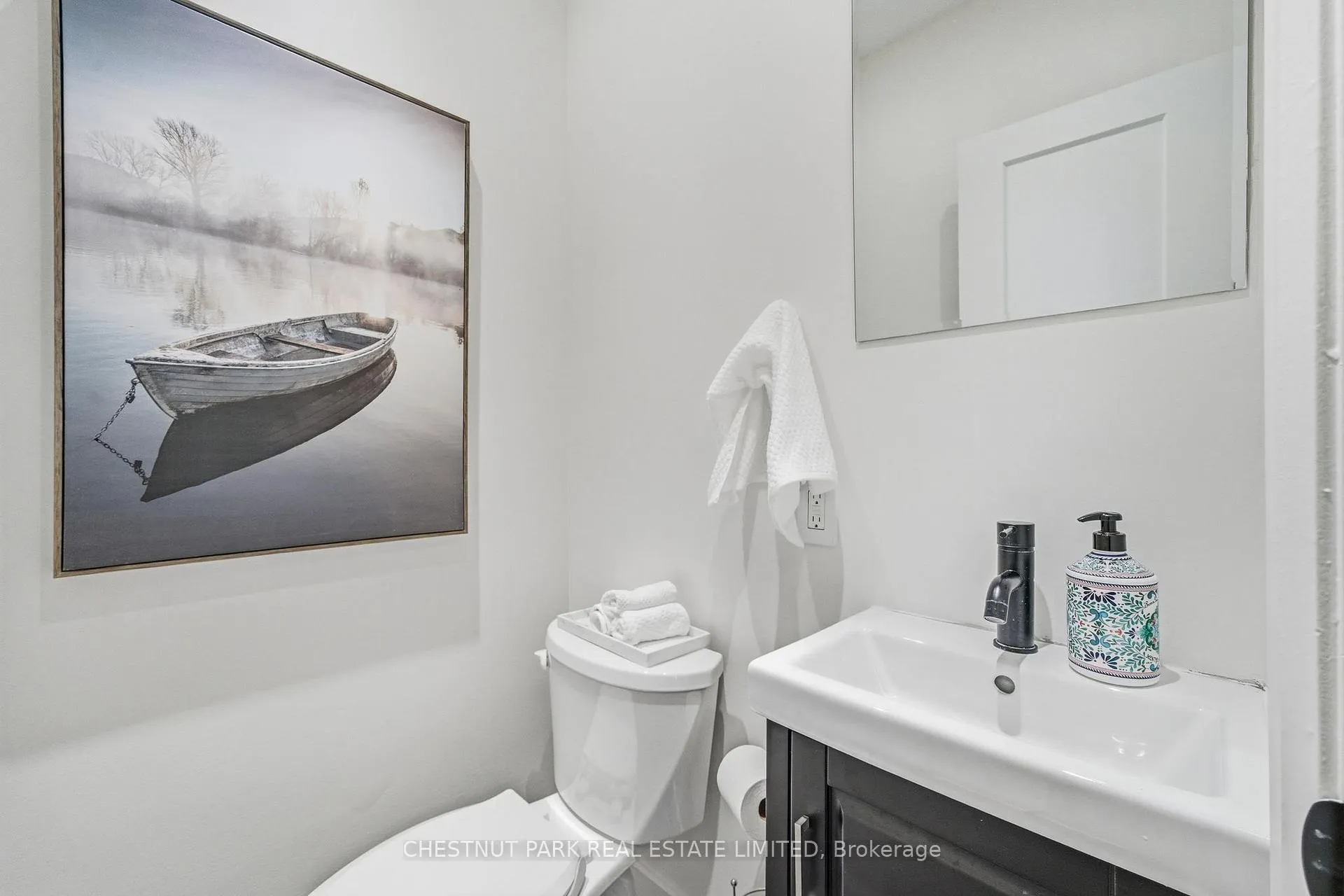 Photo 13 of 188 Foster Avenue, Belleville, Belleville Ward — HOMEH