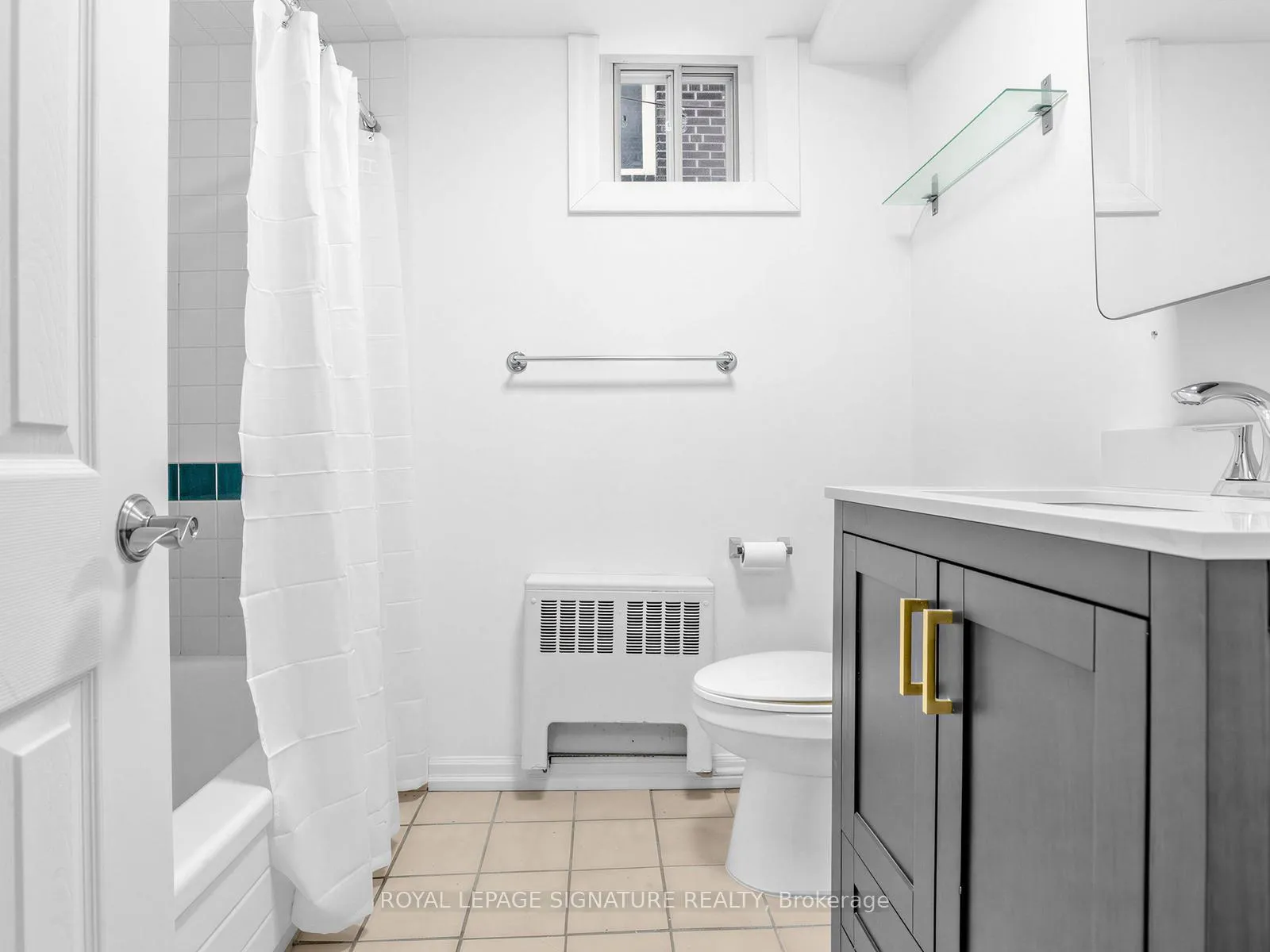 Photo 15 of Unit Lower, 19 Warwick Avenue, Toronto, Humewood-Cedarvale — HOMEH