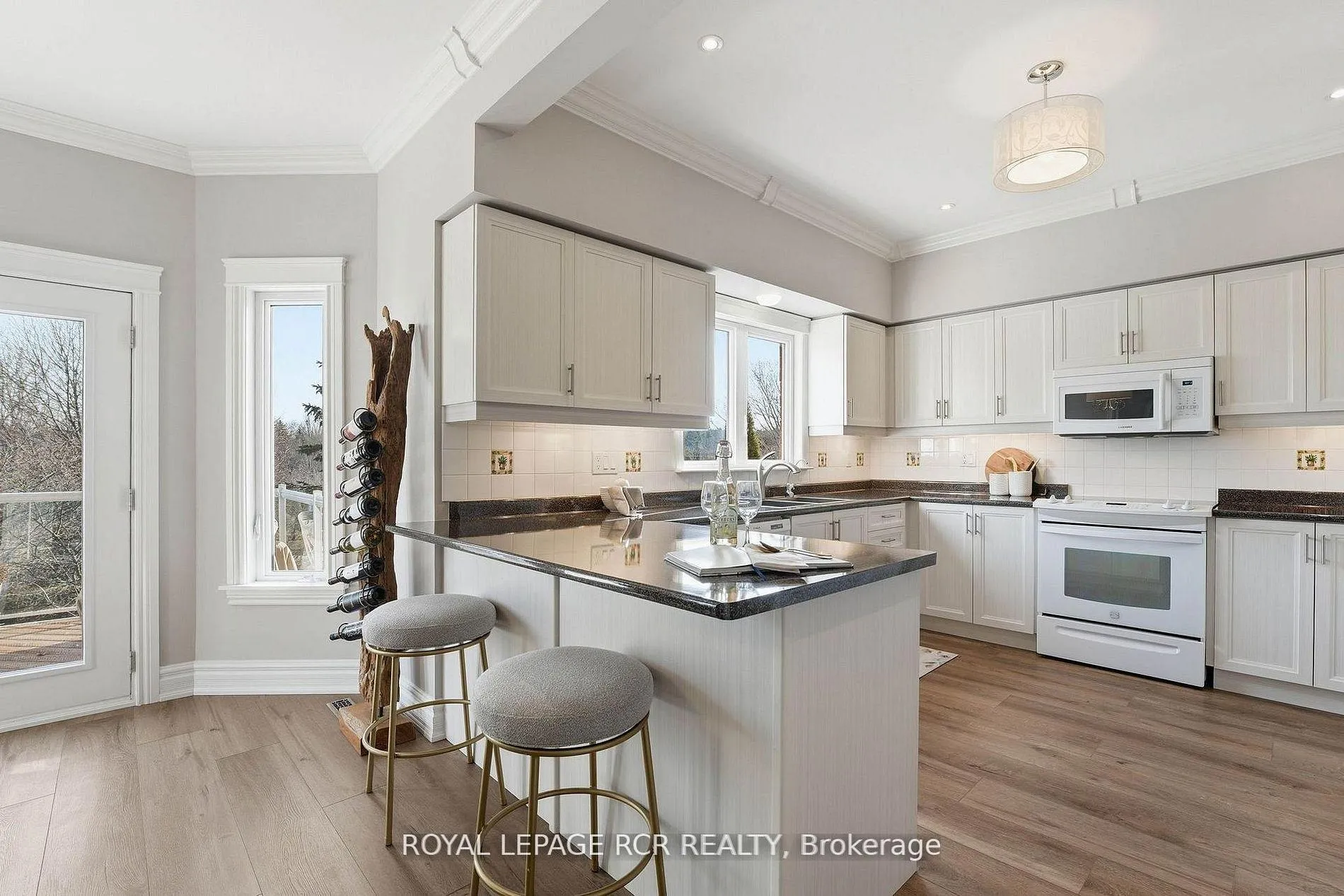 Photo 13 of 919 Schaeffer Outlook, Newmarket, Stonehaven-Wyndham — HOMEH