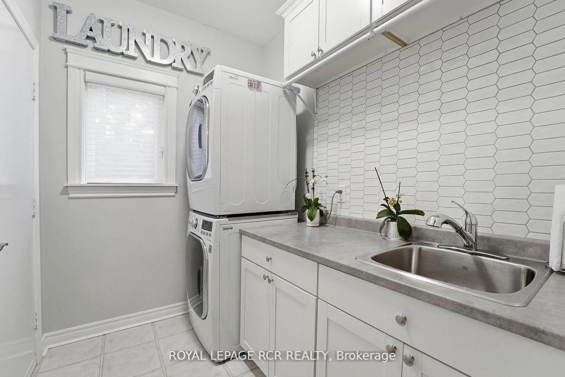 Photo 21 of 919 Schaeffer Outlook, Newmarket, Stonehaven-Wyndham — HOMEH