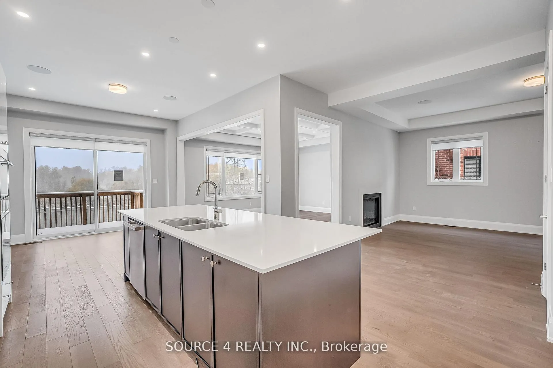 Photo 13 of 522 Kleinburg Summit Way, Vaughan, Kleinburg — HOMEH