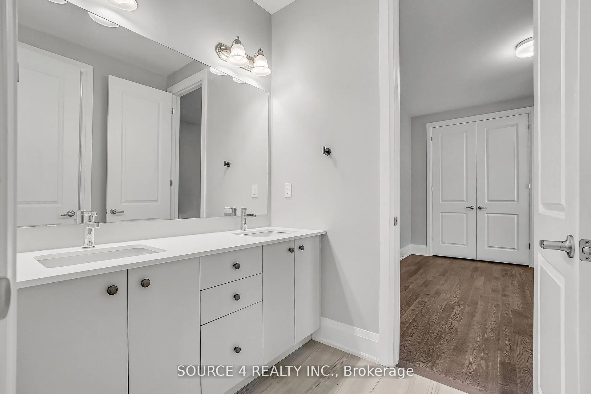Photo 29 of 522 Kleinburg Summit Way, Vaughan, Kleinburg — HOMEH
